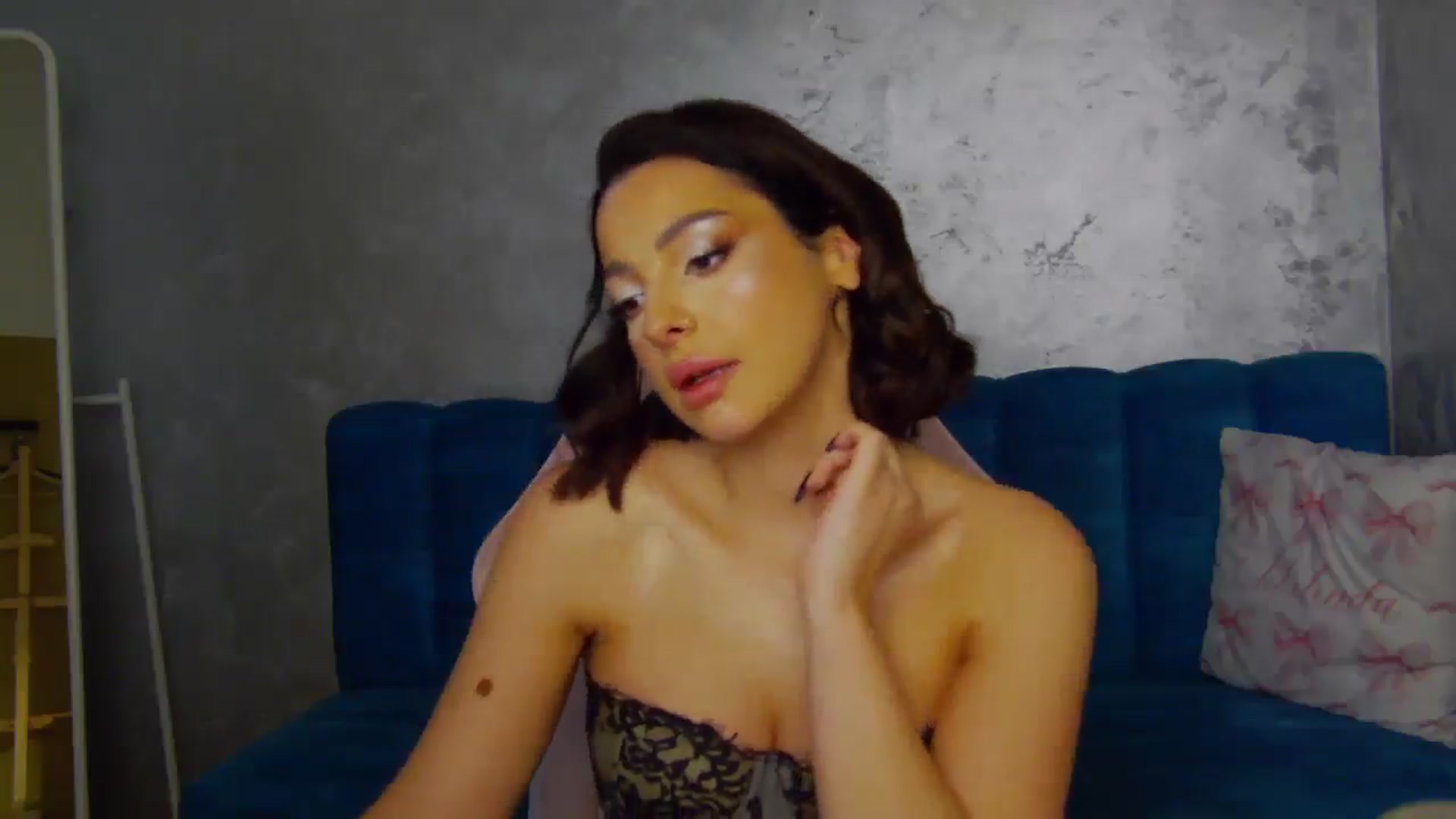 Gallery image thumbnail from WonderWomann's myfreecams stream on, 12/08/2025, 15:38 image 16 of 20