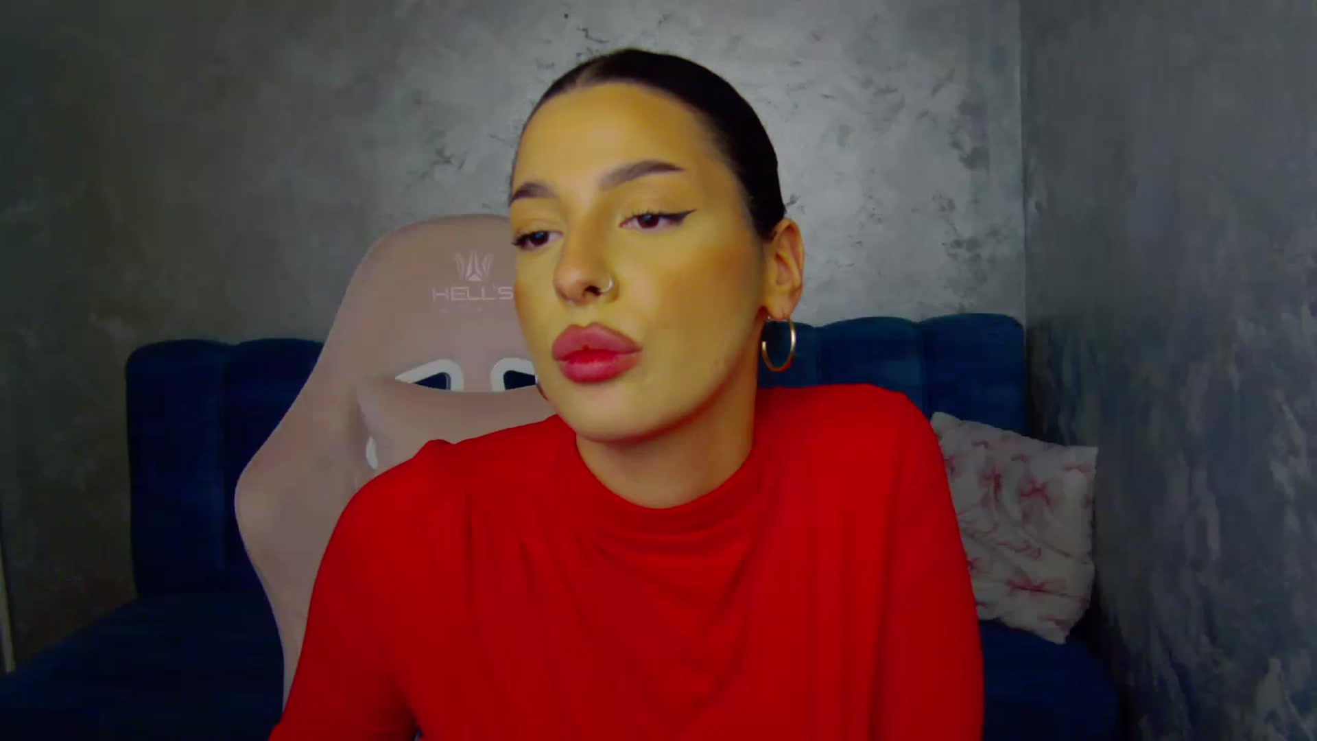 Gallery image thumbnail from WonderWomann's myfreecams stream on, 12/09/2025, 19:58 image 13 of 20