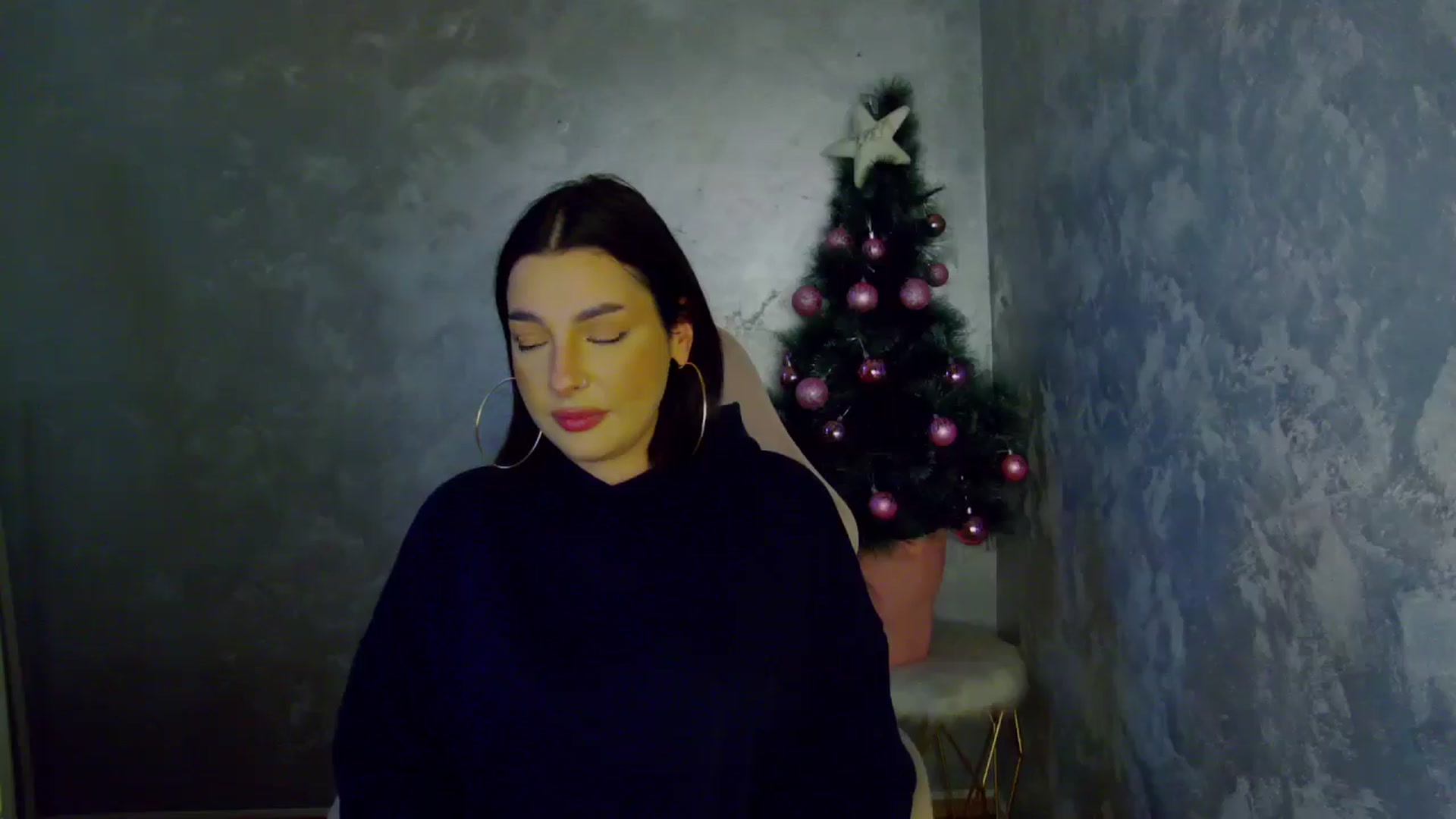 Gallery image thumbnail from WonderWomann's myfreecams stream on, 12/12/2025, 19:26 image 20 of 20