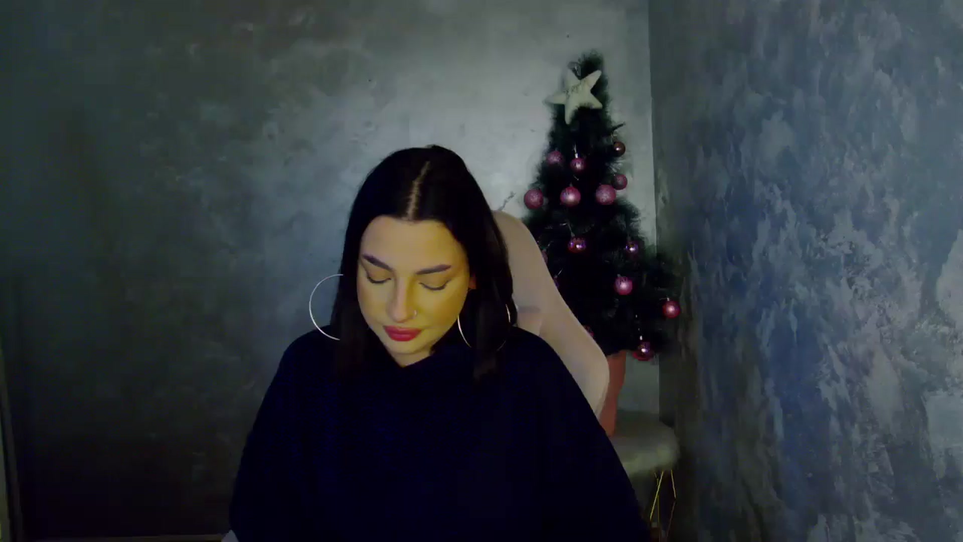 Gallery image thumbnail from WonderWomann's myfreecams stream on, 12/12/2025, 19:26 image 1 of 20