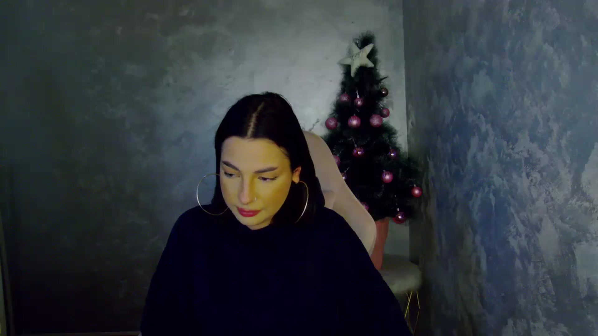 Gallery image thumbnail from WonderWomann's myfreecams stream on, 12/12/2025, 19:26 image 18 of 20