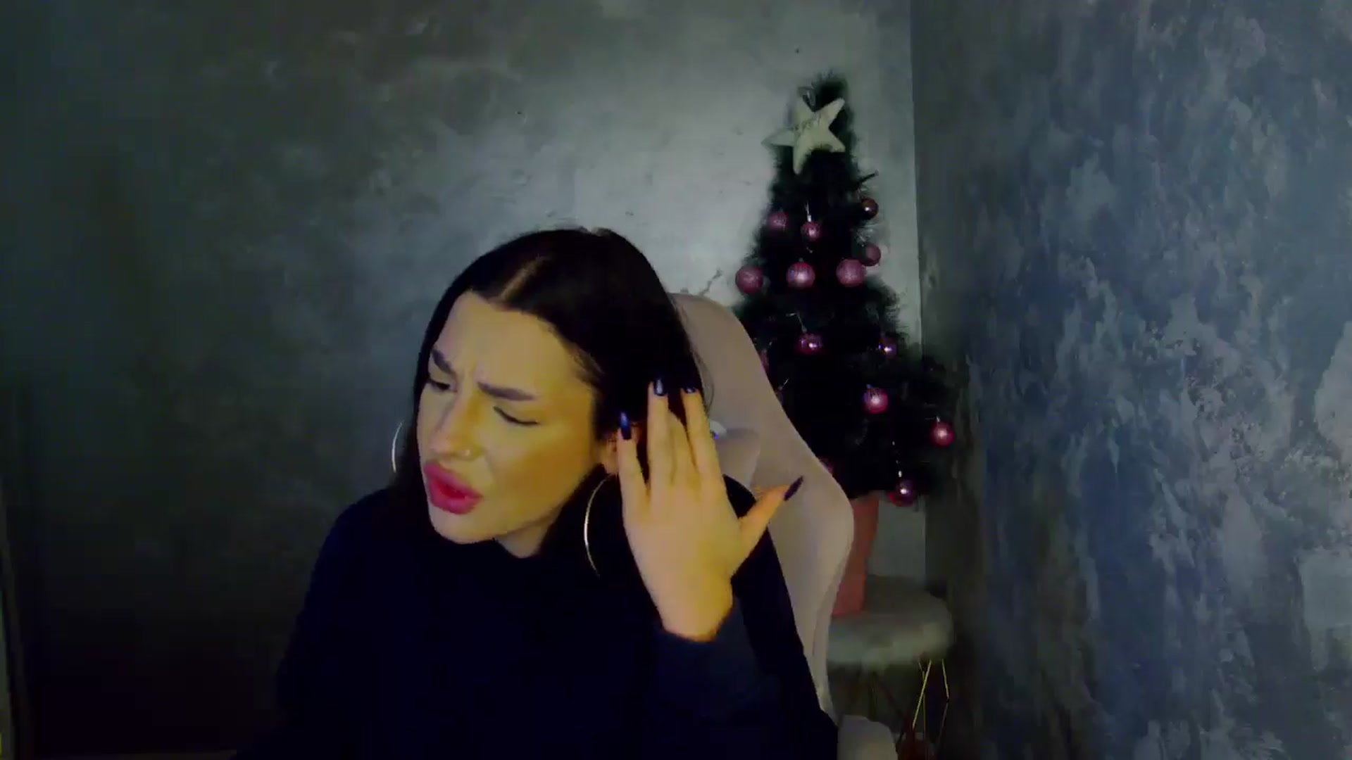 Gallery image thumbnail from WonderWomann's myfreecams stream on, 12/12/2025, 19:26 image 2 of 20