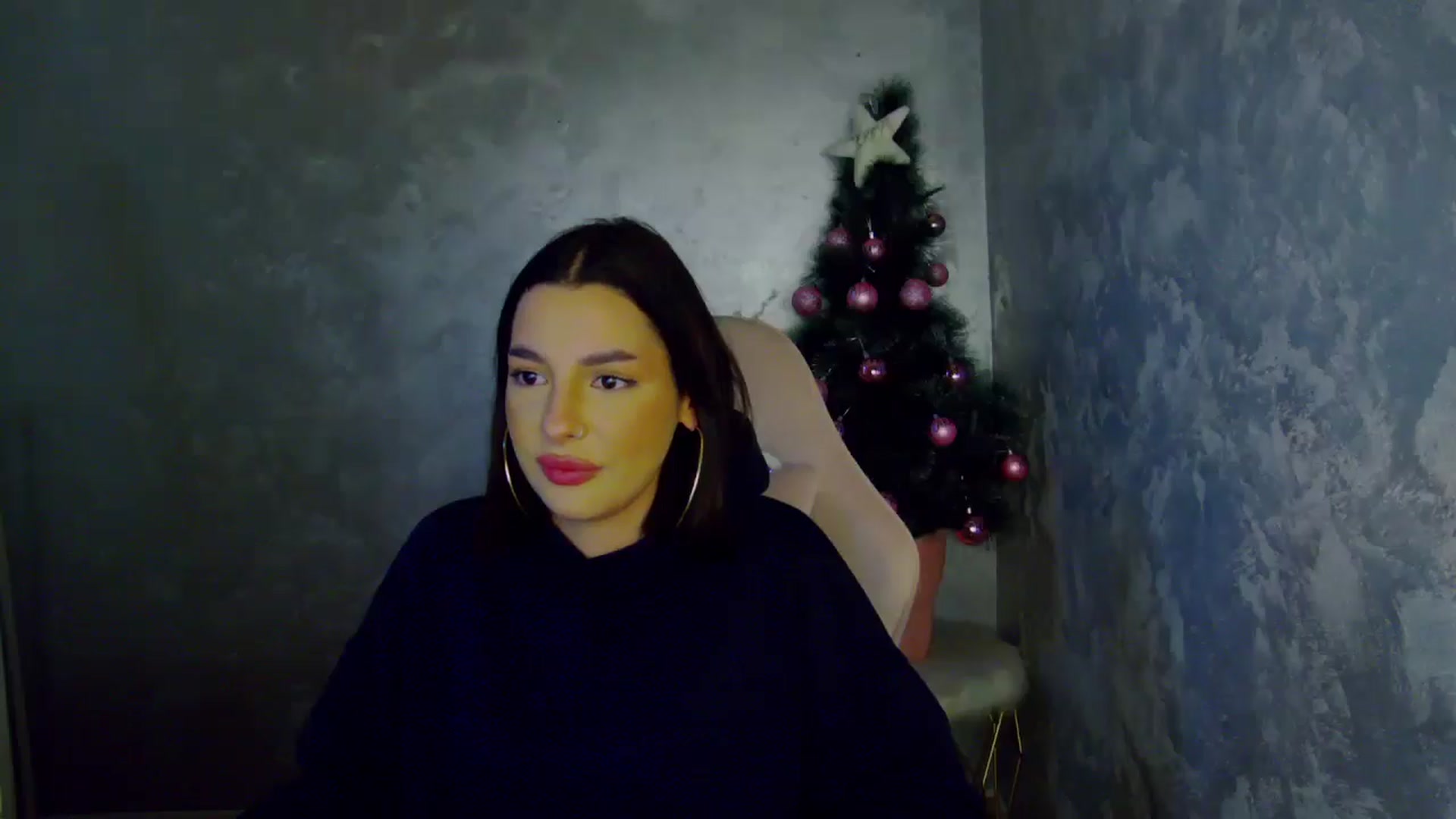 Gallery image thumbnail from WonderWomann's myfreecams stream on, 12/12/2025, 19:26 image 4 of 20