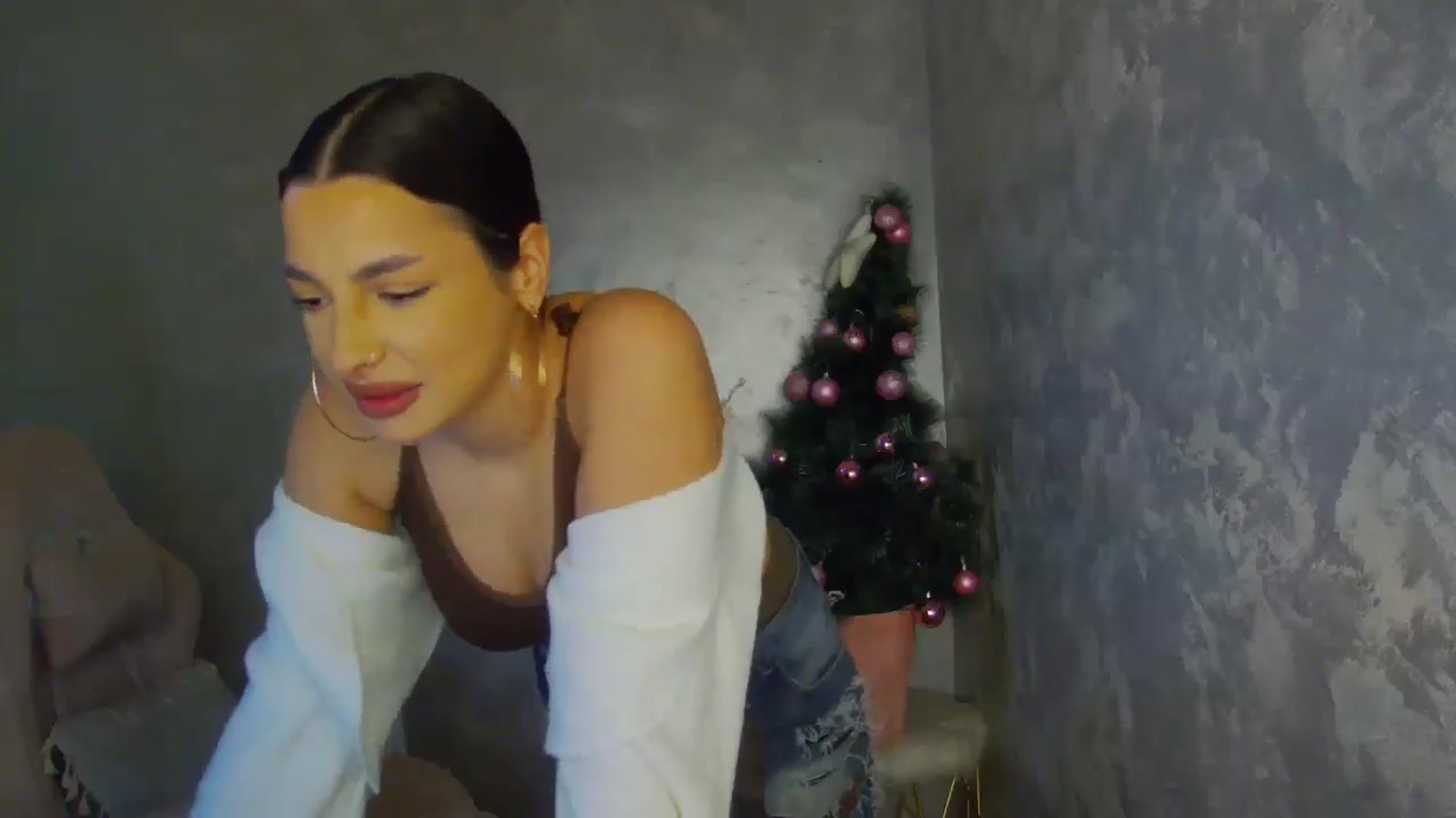 Gallery image thumbnail from WonderWomann's myfreecams stream on, 12/13/2025, 16:54 image 8 of 20