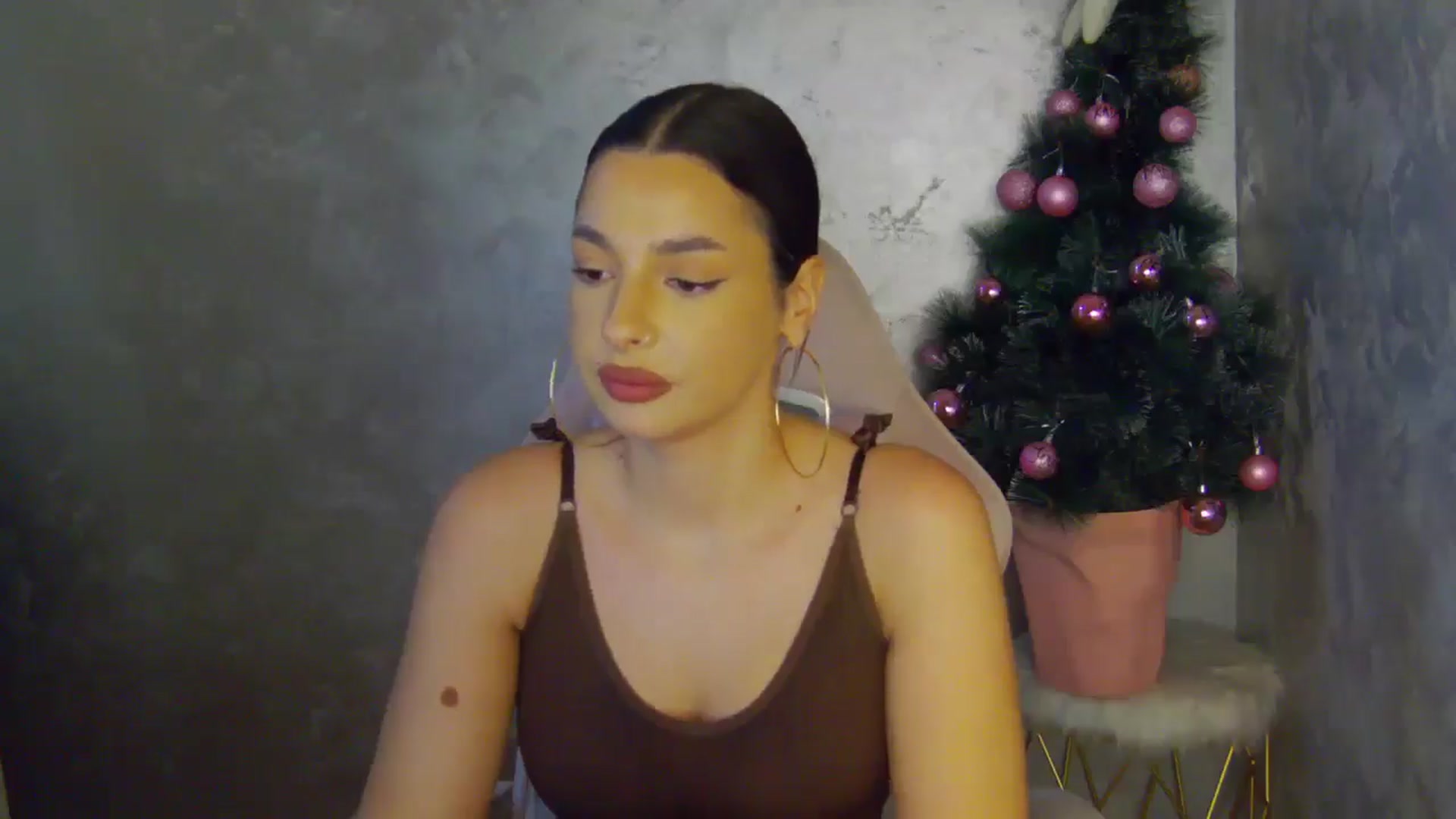 Gallery image thumbnail from WonderWomann's myfreecams stream on, 12/13/2025, 16:54 image 20 of 20