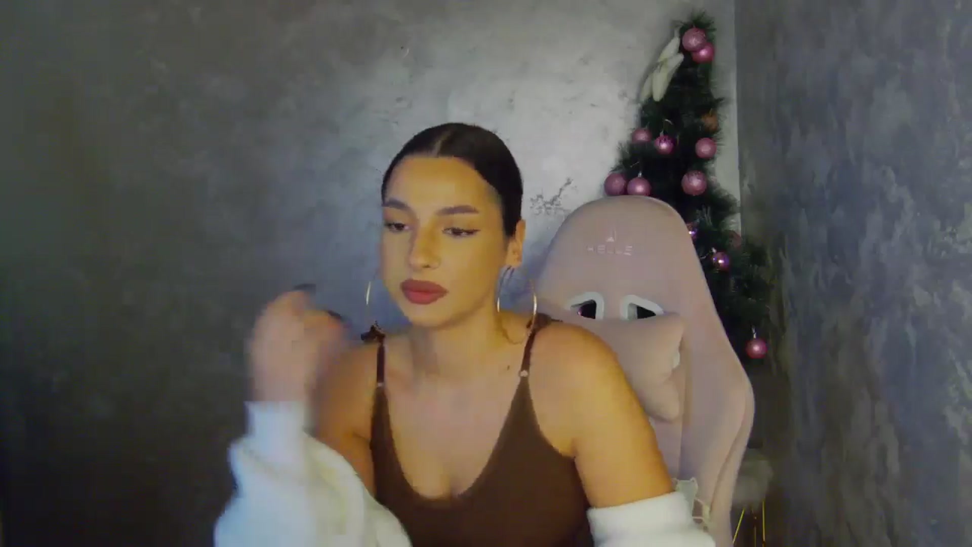 Gallery image thumbnail from WonderWomann's myfreecams stream on, 12/13/2025, 16:54 image 2 of 20