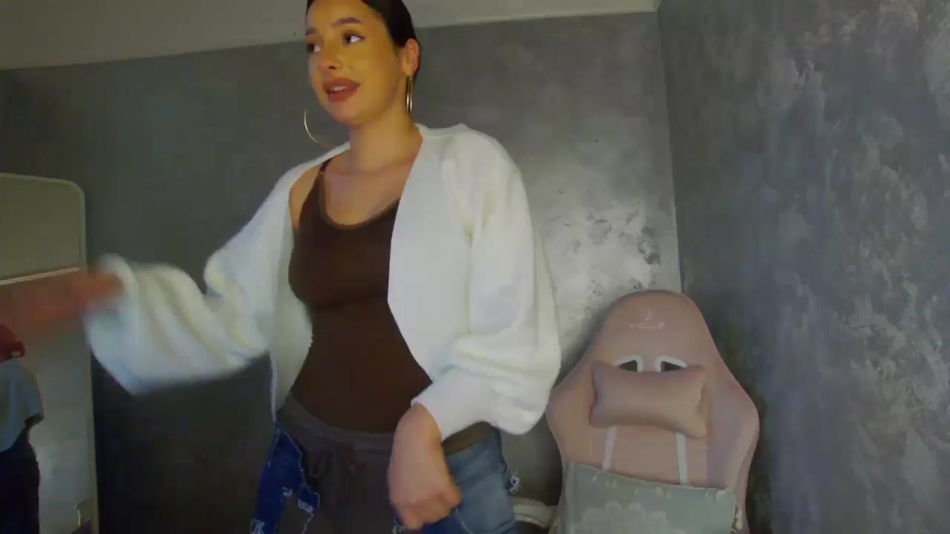 Gallery image thumbnail from WonderWomann's myfreecams stream on, 12/13/2025, 20:02 image 20 of 20