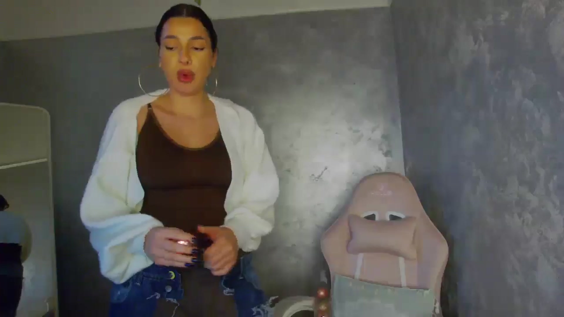 Gallery image thumbnail from WonderWomann's myfreecams stream on, 12/13/2025, 20:02 image 18 of 20