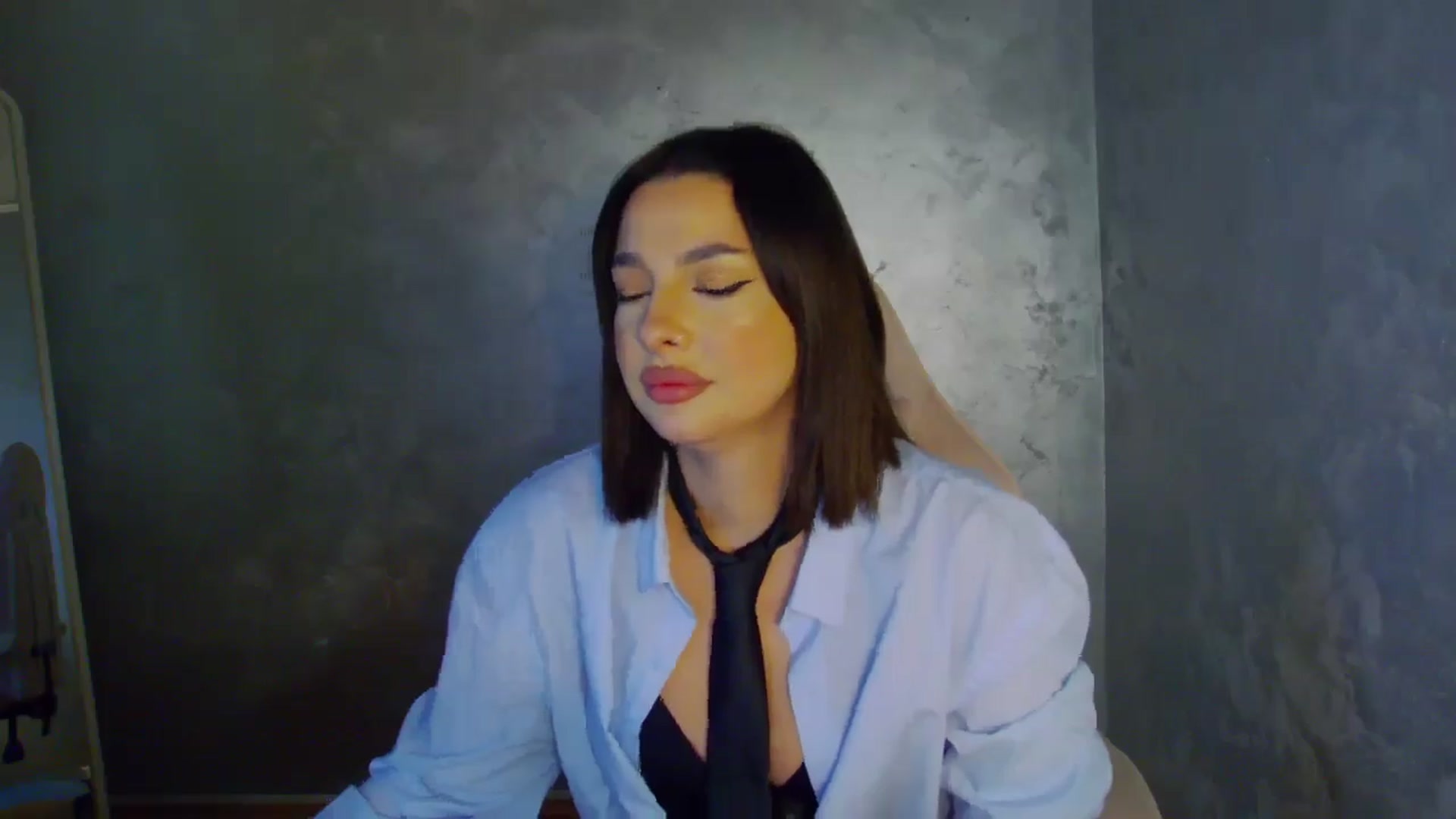 Gallery image thumbnail from WonderWomann's myfreecams stream on, 12/28/2025, 15:16 image 7 of 20