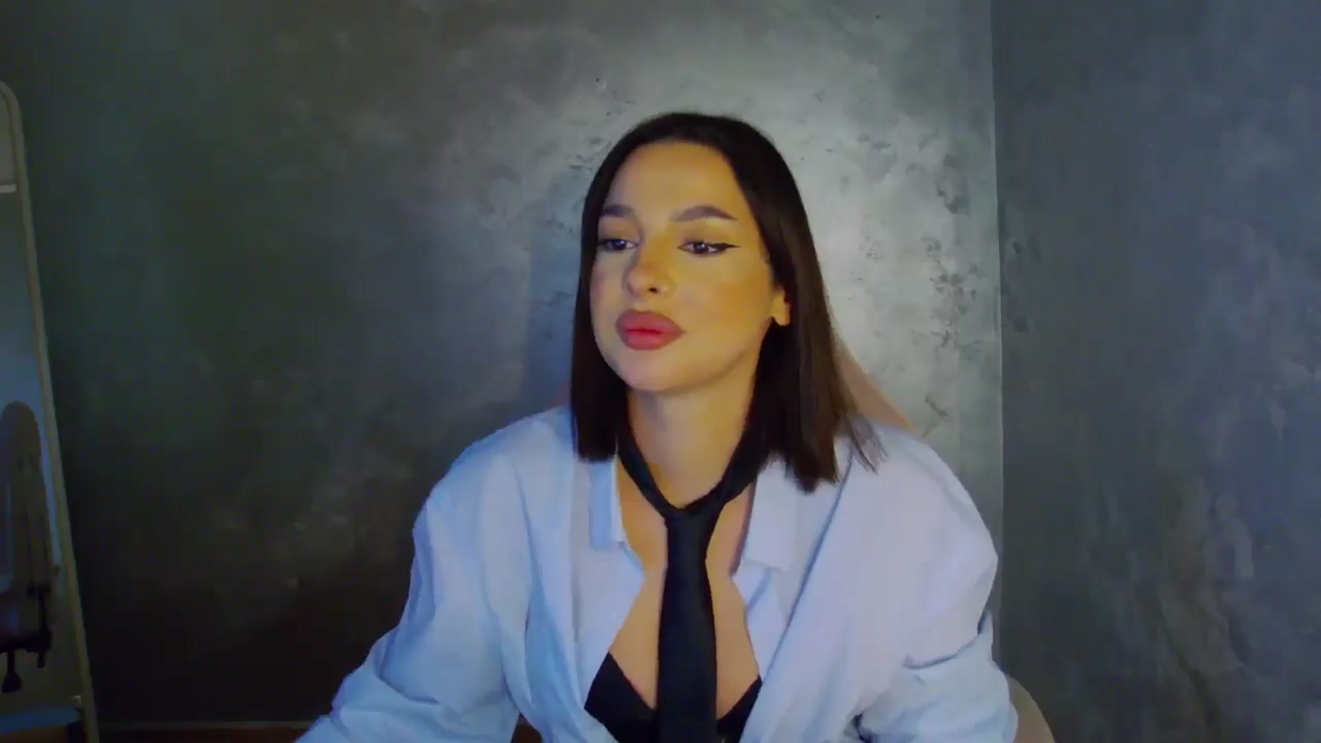 Gallery image thumbnail from WonderWomann's myfreecams stream on, 12/28/2025, 15:16 image 8 of 20