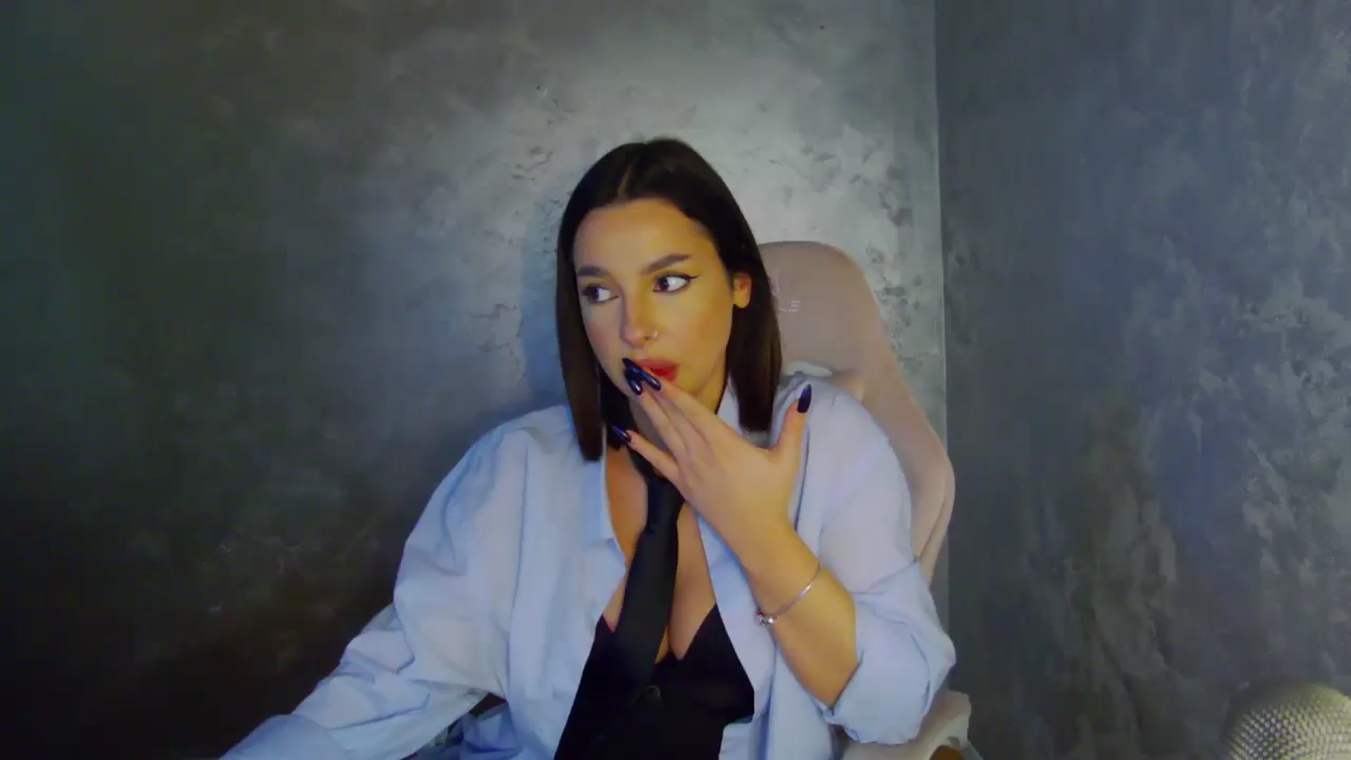 Gallery image thumbnail from WonderWomann's myfreecams stream on, 12/28/2025, 19:57 image 1 of 20