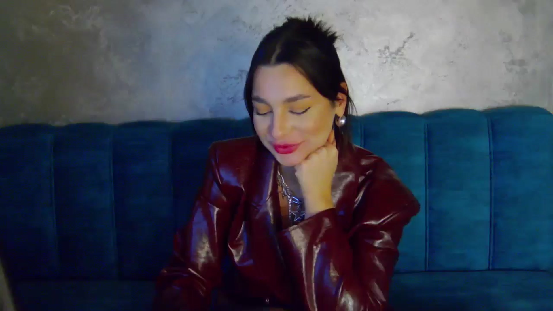 Gallery image thumbnail from WonderWomann's myfreecams stream on, 12/29/2025, 20:03 image 14 of 20