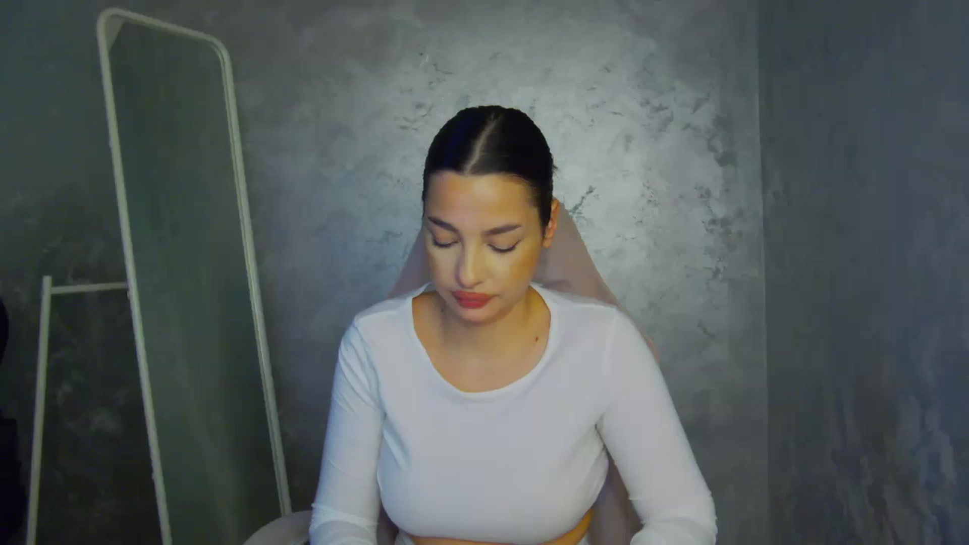 Gallery image thumbnail from WonderWomann's myfreecams stream on, 01/04/2026, 18:31 image 13 of 20