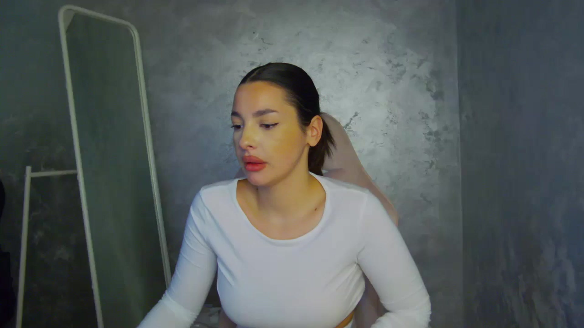 Gallery image thumbnail from WonderWomann's myfreecams stream on, 01/04/2026, 18:31 image 14 of 20