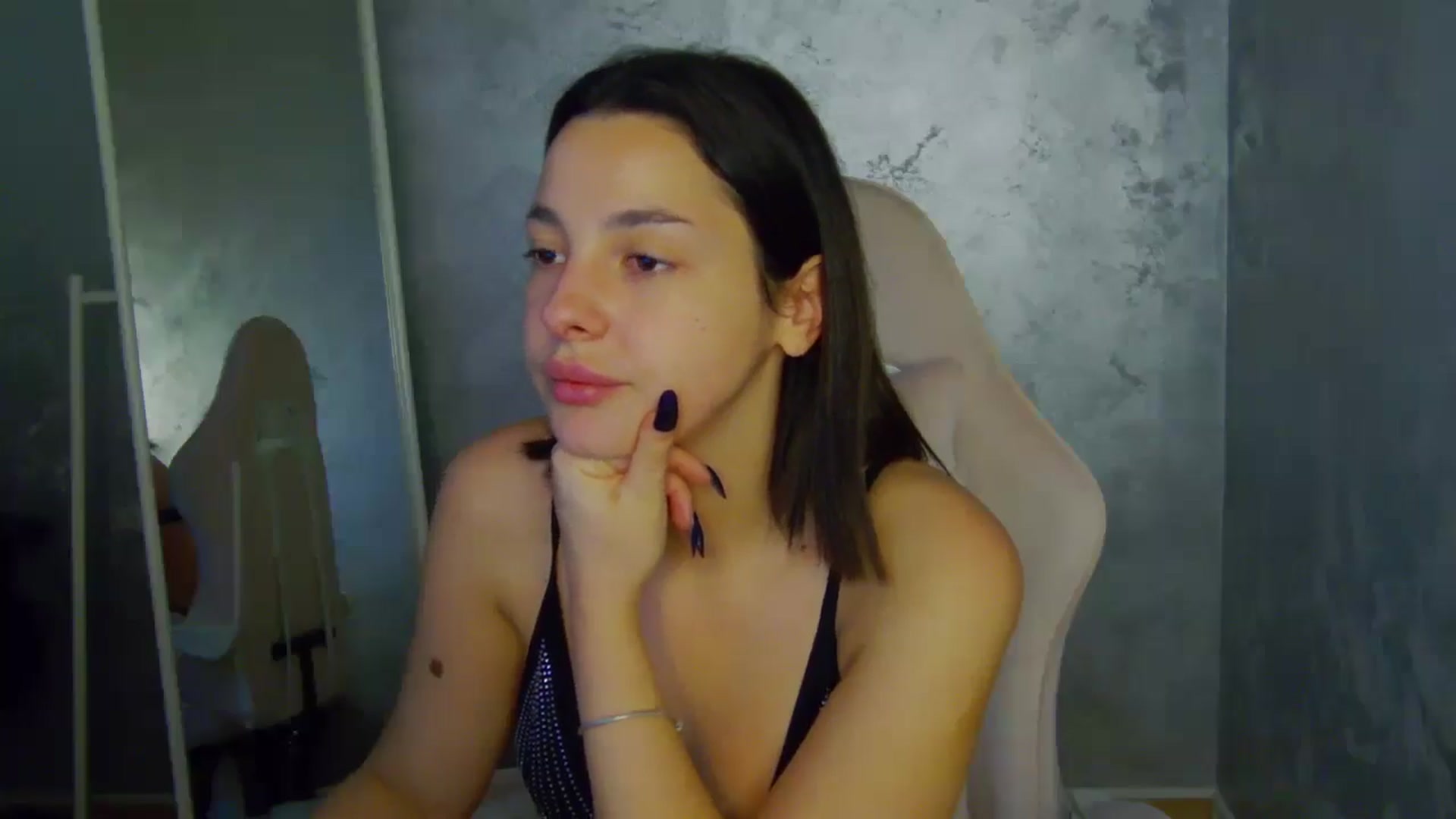 Gallery image thumbnail from WonderWomann's myfreecams stream on, 01/06/2026, 21:58 image 18 of 20