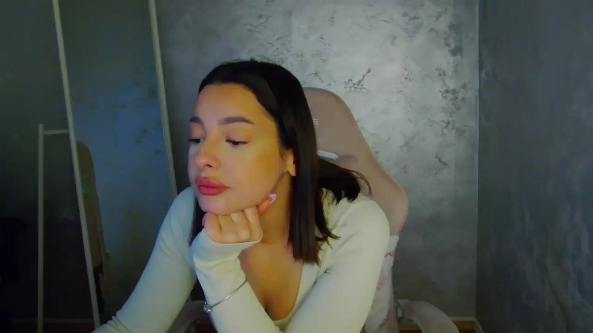 Gallery image thumbnail from WonderWomann's myfreecams stream on, 01/07/2026, 15:59 image 16 of 20