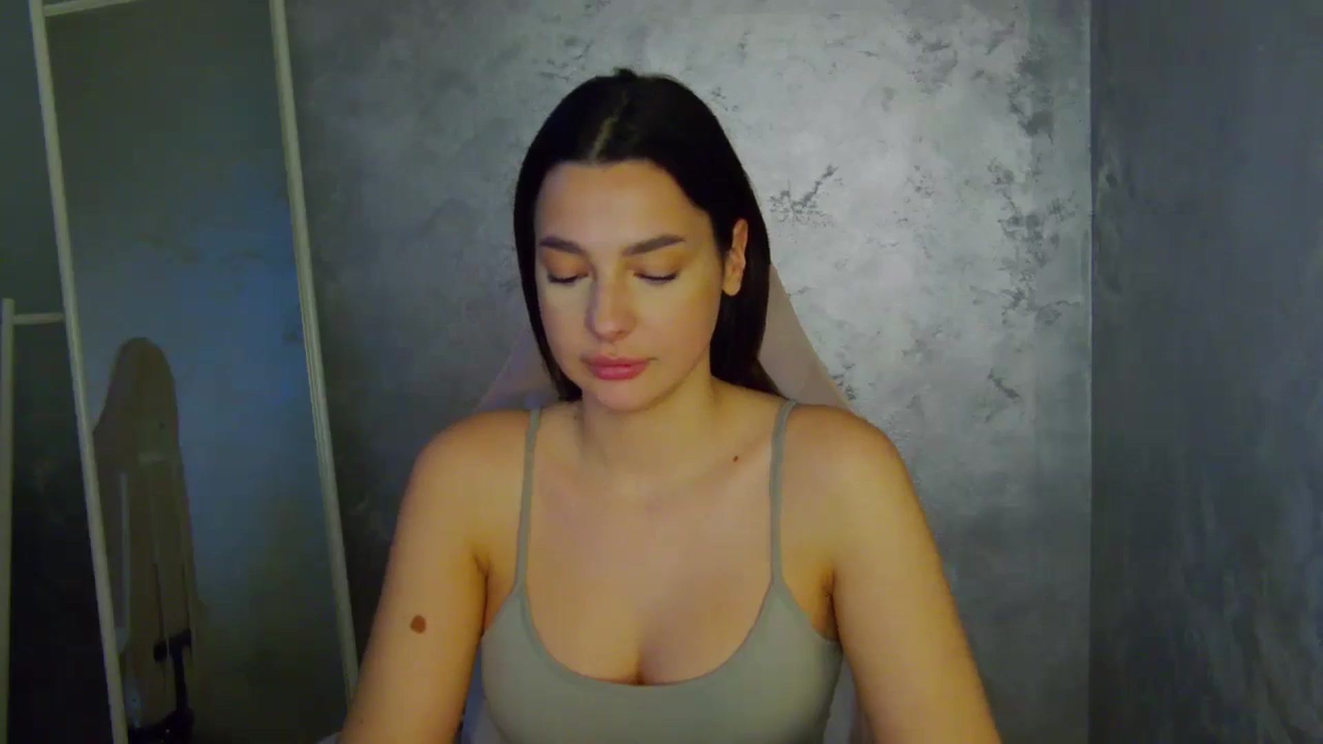 Gallery image thumbnail from WonderWomann's myfreecams stream on, 01/07/2026, 19:14 image 4 of 20