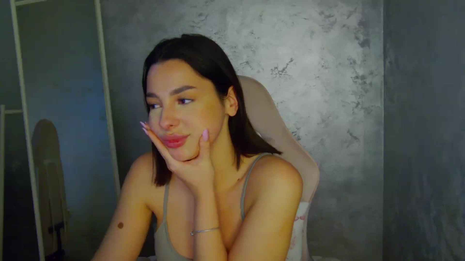 Gallery image thumbnail from WonderWomann's myfreecams stream on, 01/07/2026, 19:14 image 8 of 20