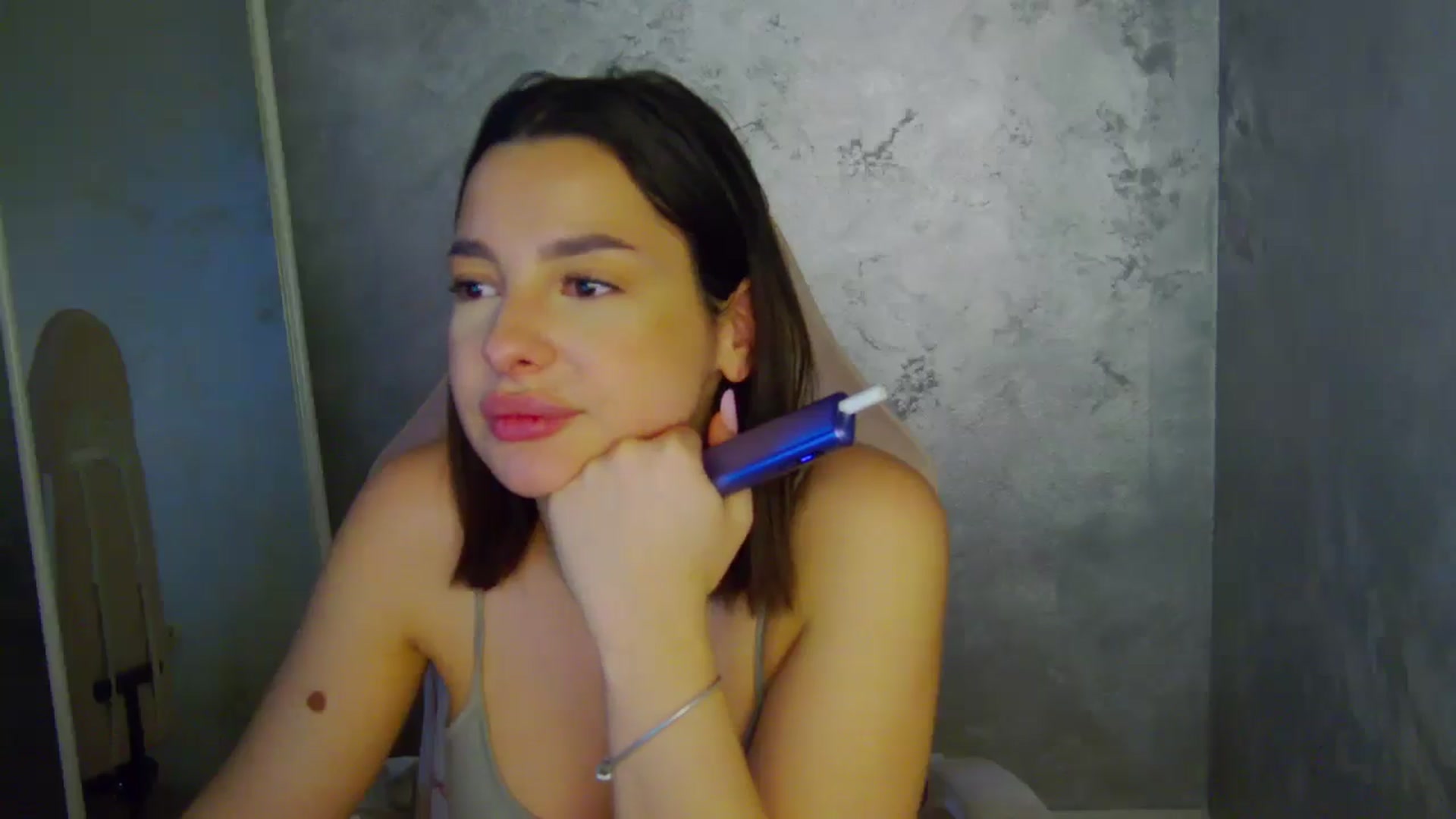 Gallery image thumbnail from WonderWomann's myfreecams stream on, 01/07/2026, 20:08 image 2 of 20