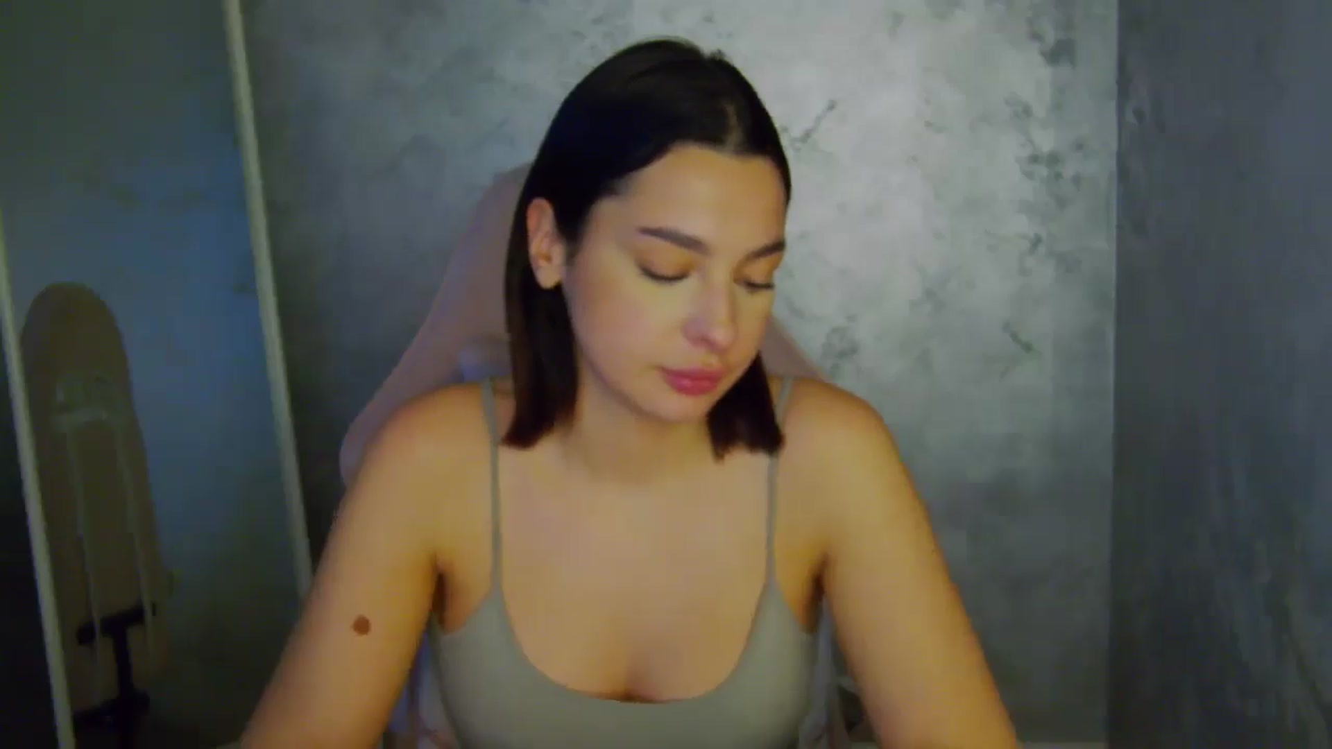 Gallery image thumbnail from WonderWomann's myfreecams stream on, 01/07/2026, 20:08 image 11 of 20