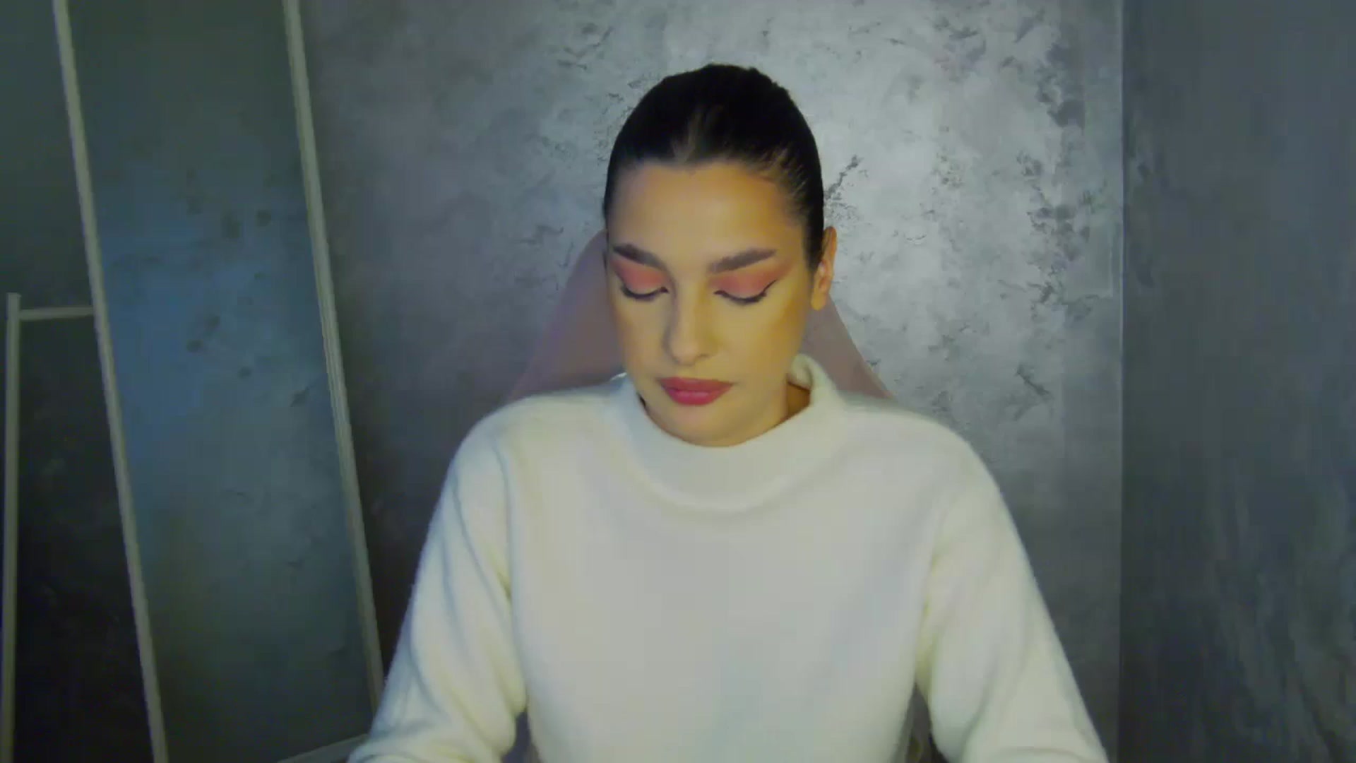 Gallery image thumbnail from WonderWomann's myfreecams stream on, 01/08/2026, 15:29 image 12 of 20