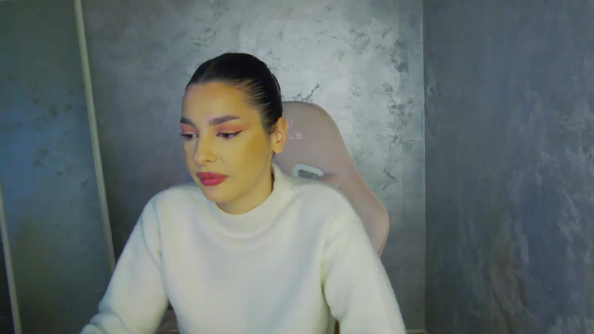Gallery image thumbnail from WonderWomann's myfreecams stream on, 01/08/2026, 15:29 image 2 of 20