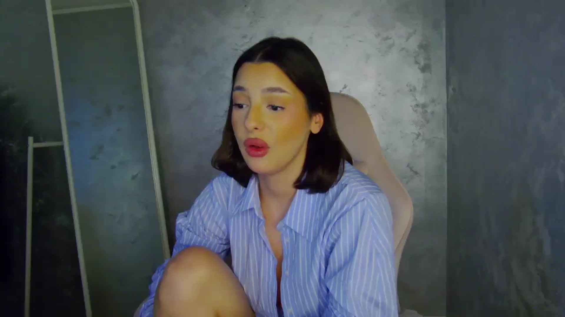 Gallery image thumbnail from WonderWomann's myfreecams stream on, 01/09/2026, 19:01 image 16 of 20