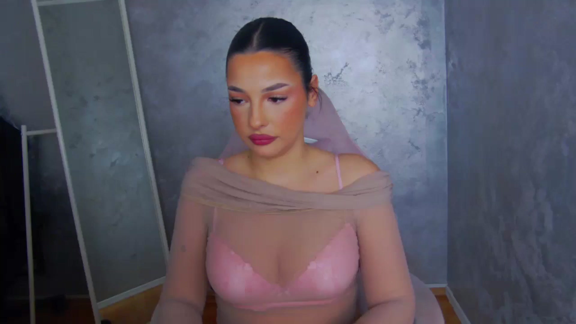 Gallery image thumbnail from WonderWomann's myfreecams stream on, 01/13/2026, 16:02 image 7 of 20