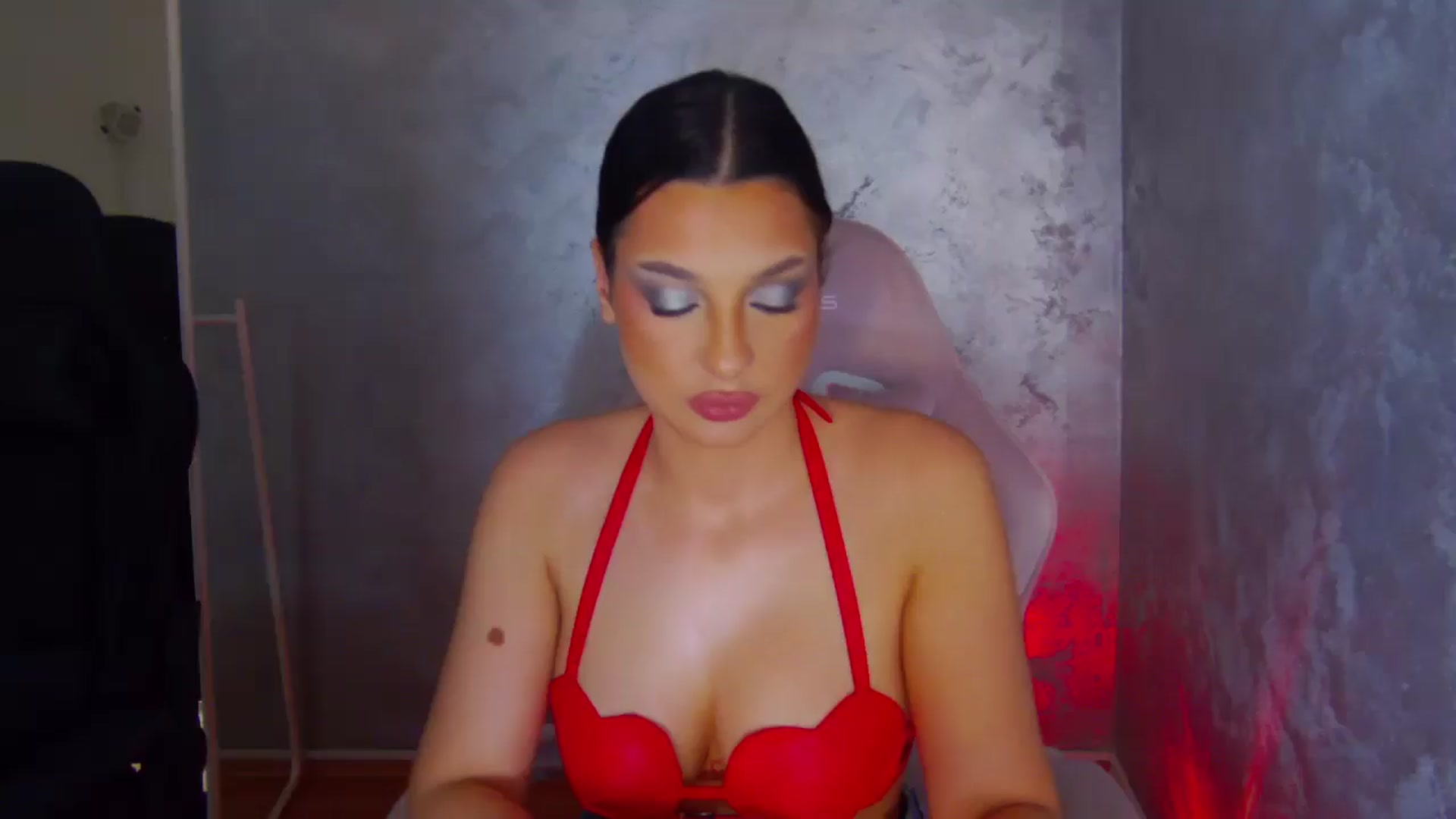 Gallery image thumbnail from WonderWomann's myfreecams stream on, 01/21/2026, 16:06 image 11 of 20