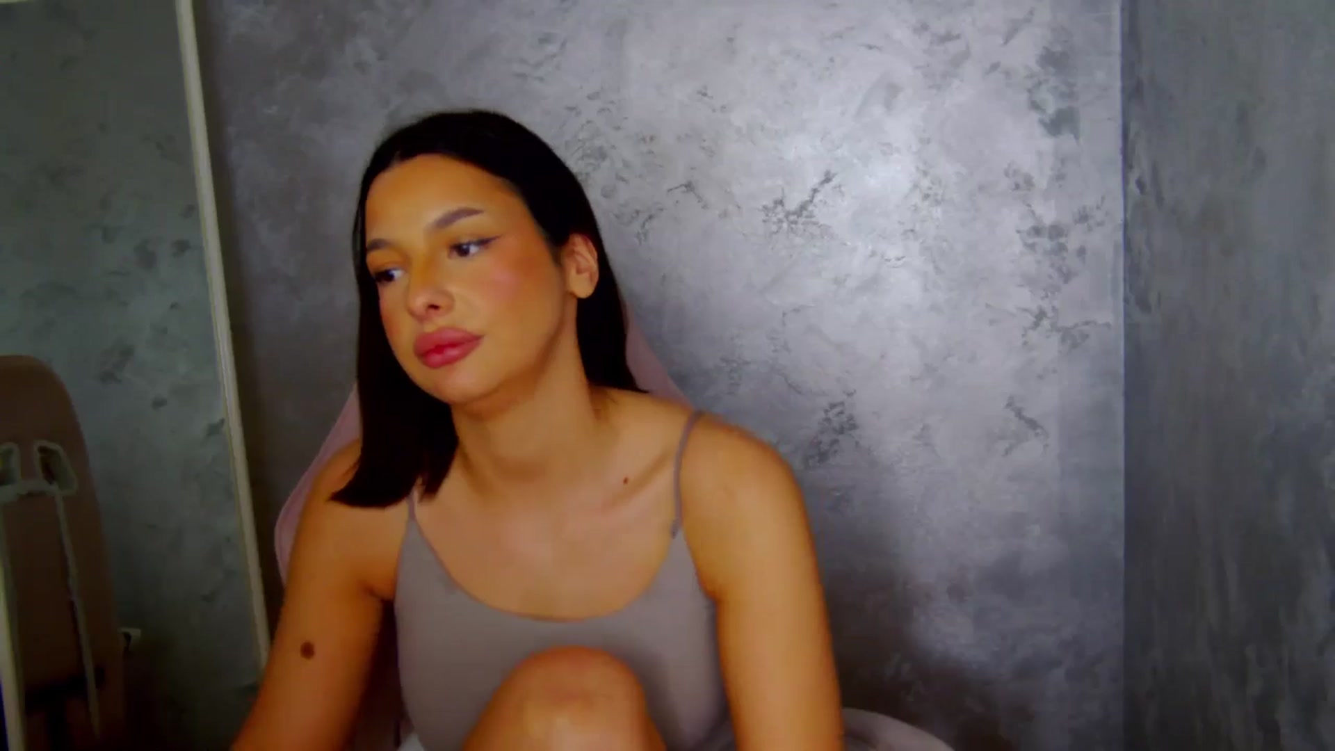 Gallery image thumbnail from WonderWomann's myfreecams stream on, 01/26/2026, 19:58 image 13 of 20