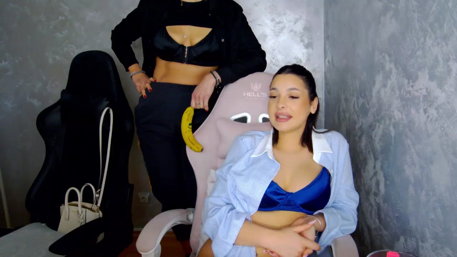 Gallery image thumbnail from WonderWomann's myfreecams stream on, 01/27/2026, 16:27 image 8 of 20