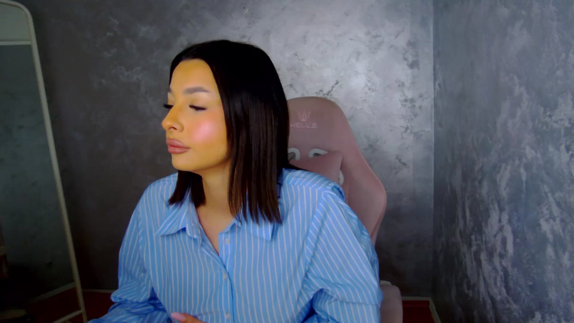 Gallery image thumbnail from WonderWomann's myfreecams stream on, 01/29/2026, 14:34 image 7 of 20
