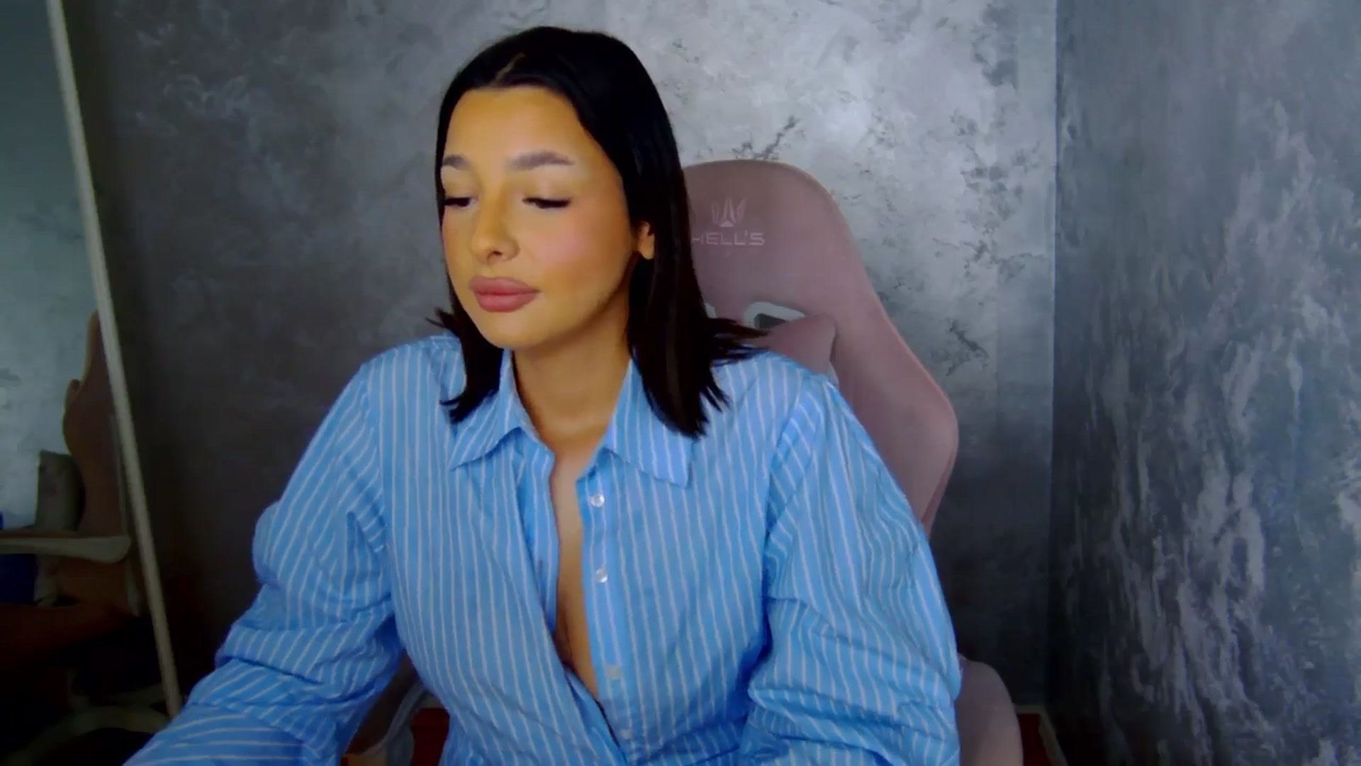Gallery image thumbnail from WonderWomann's myfreecams stream on, 01/29/2026, 15:46 image 10 of 20