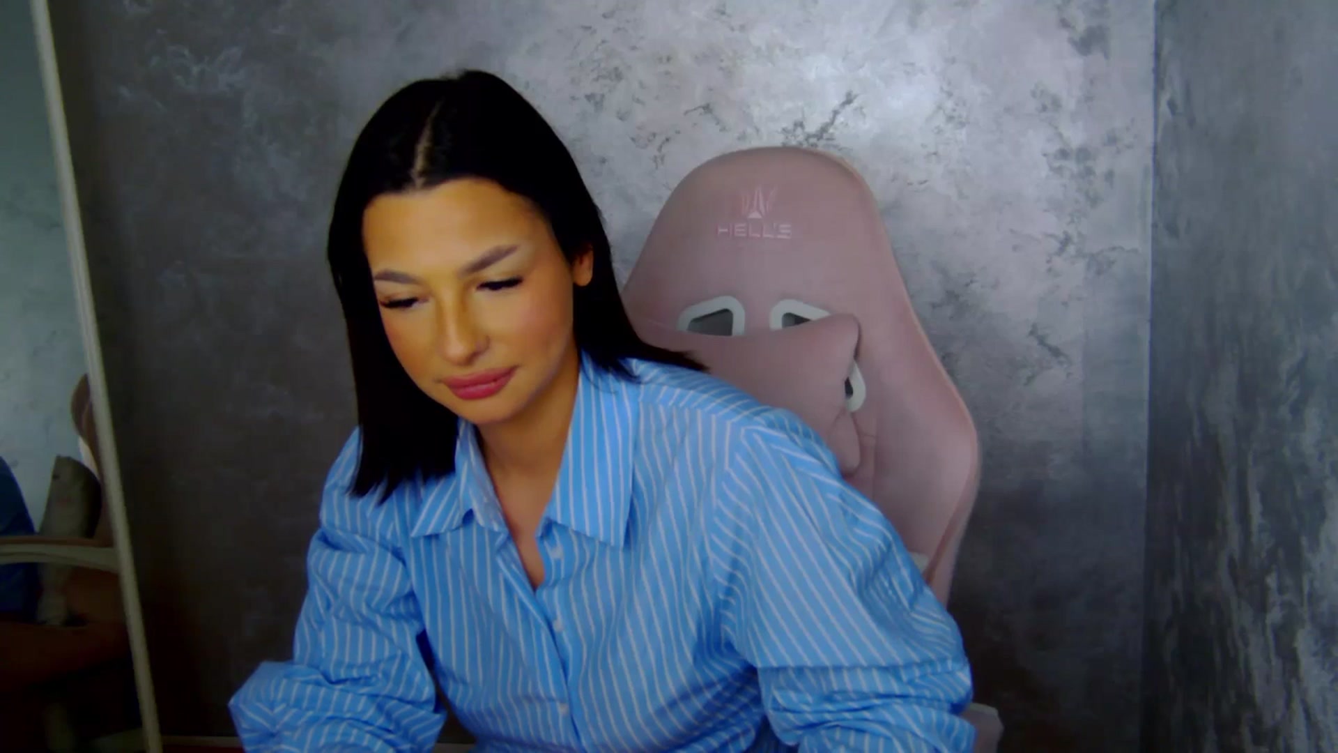 Gallery image thumbnail from WonderWomann's myfreecams stream on, 01/29/2026, 19:06 image 9 of 20