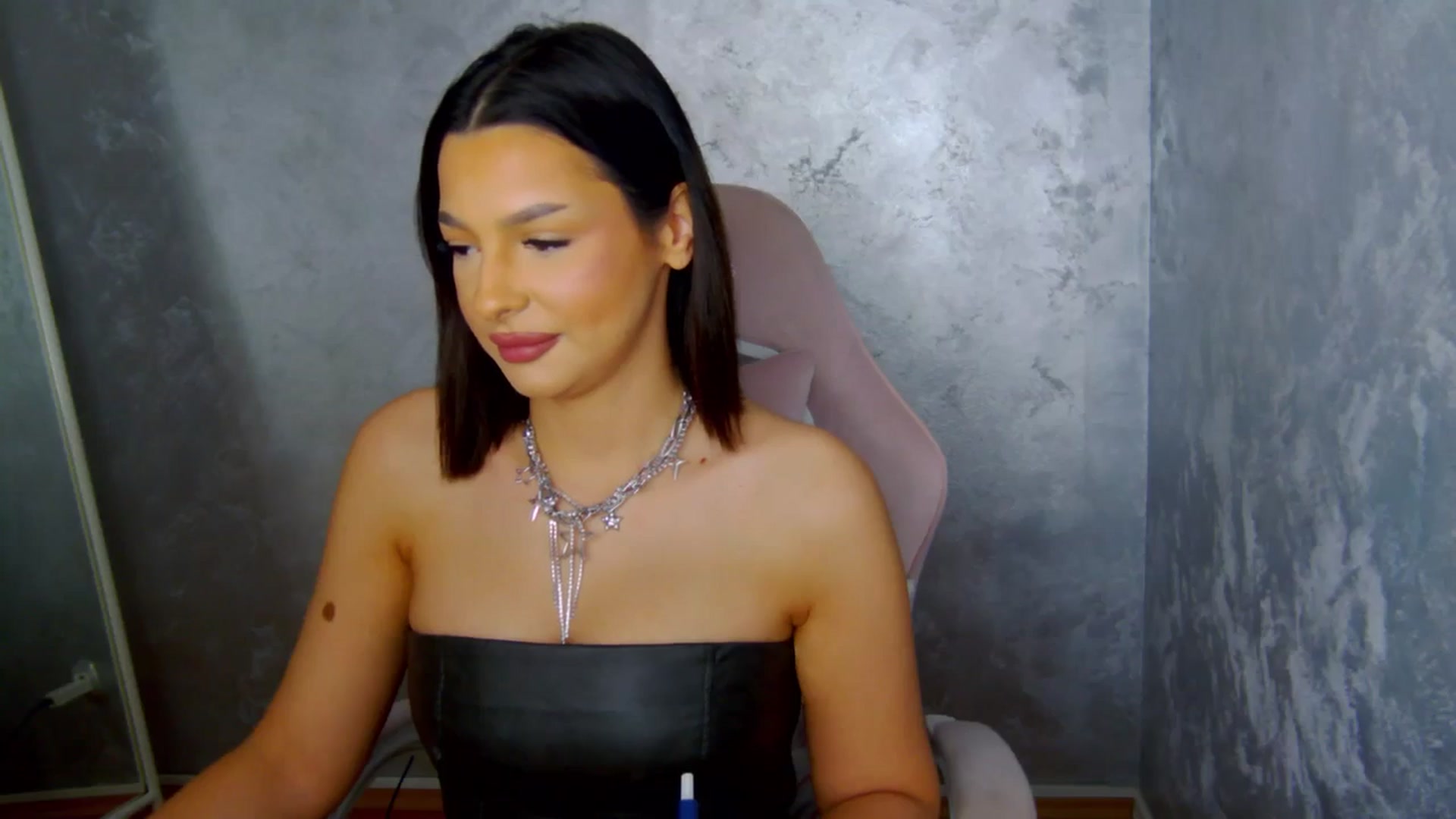 Gallery image thumbnail from WonderWomann's myfreecams stream on, 01/30/2026, 15:13 image 10 of 20