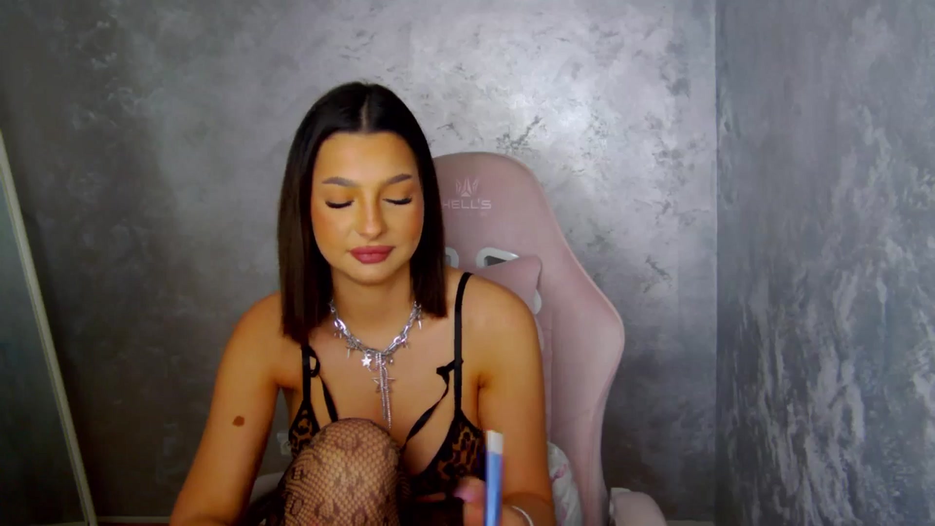 Gallery image thumbnail from WonderWomann's myfreecams stream on, 01/30/2026, 19:10 image 7 of 20