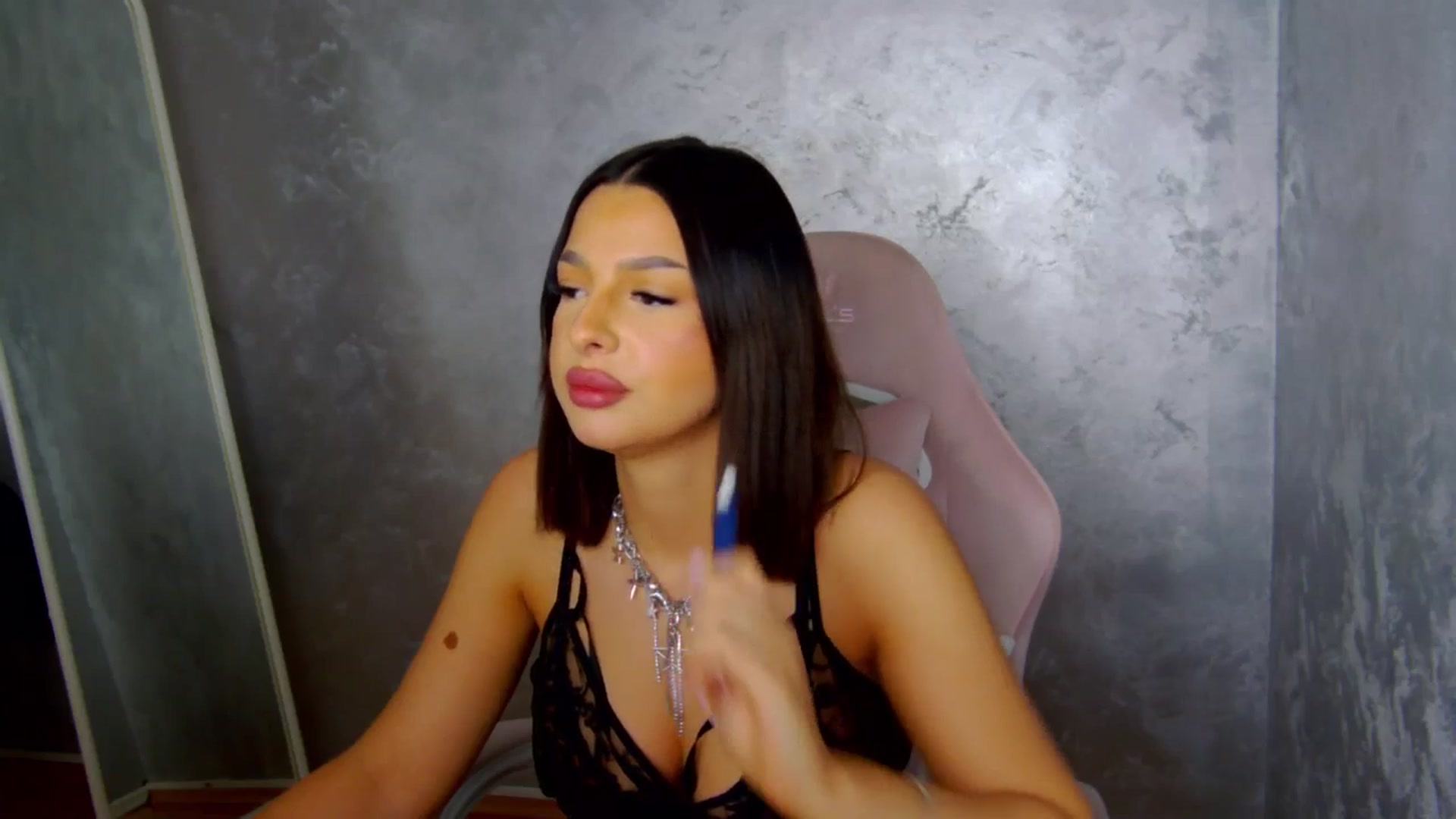 Gallery image thumbnail from WonderWomann's myfreecams stream on, 01/30/2026, 19:48 image 10 of 20