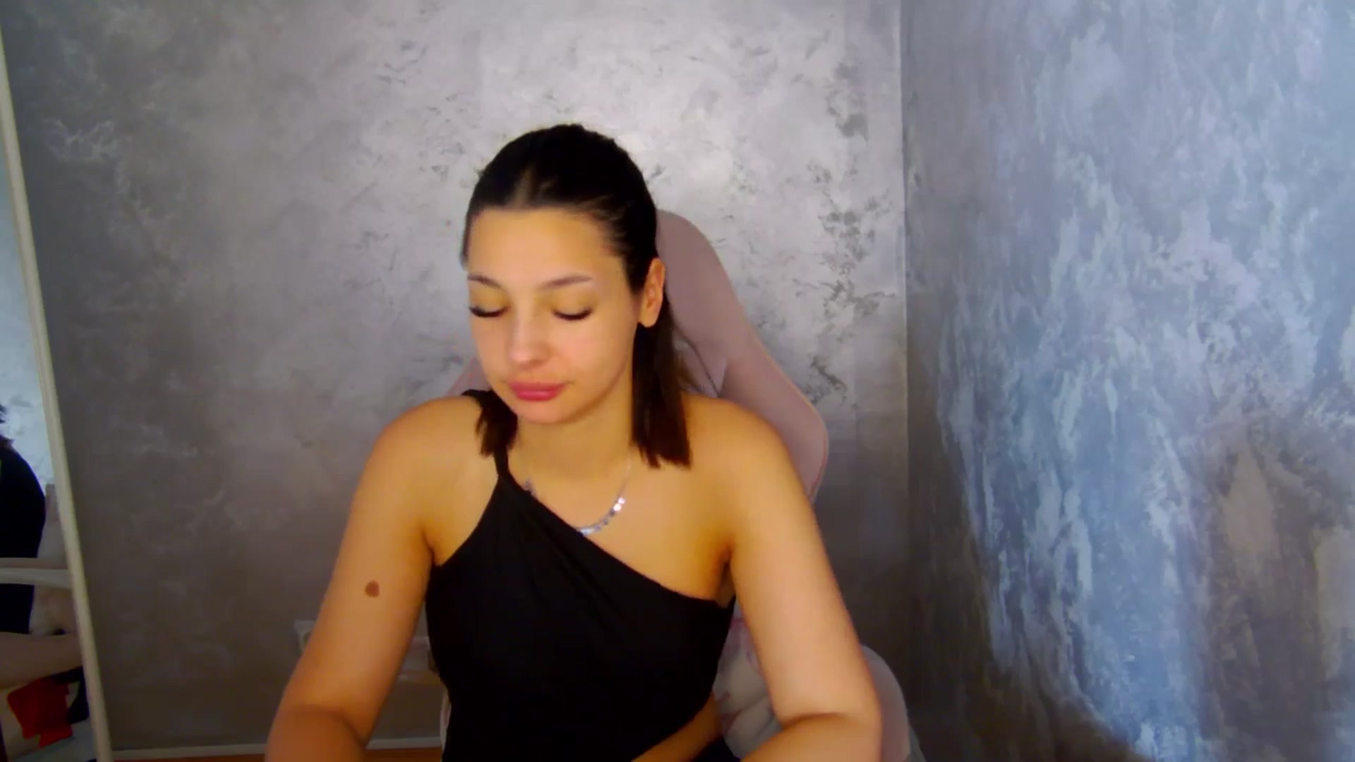Gallery image thumbnail from WonderWomann's myfreecams stream on, 02/03/2026, 18:31 image 20 of 20