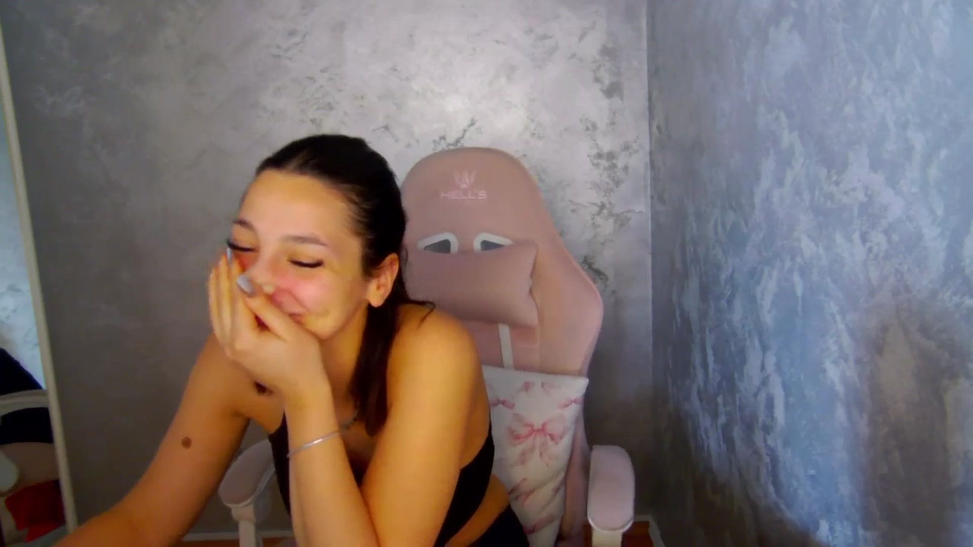 Gallery image thumbnail from WonderWomann's myfreecams stream on, 02/03/2026, 18:31 image 18 of 20