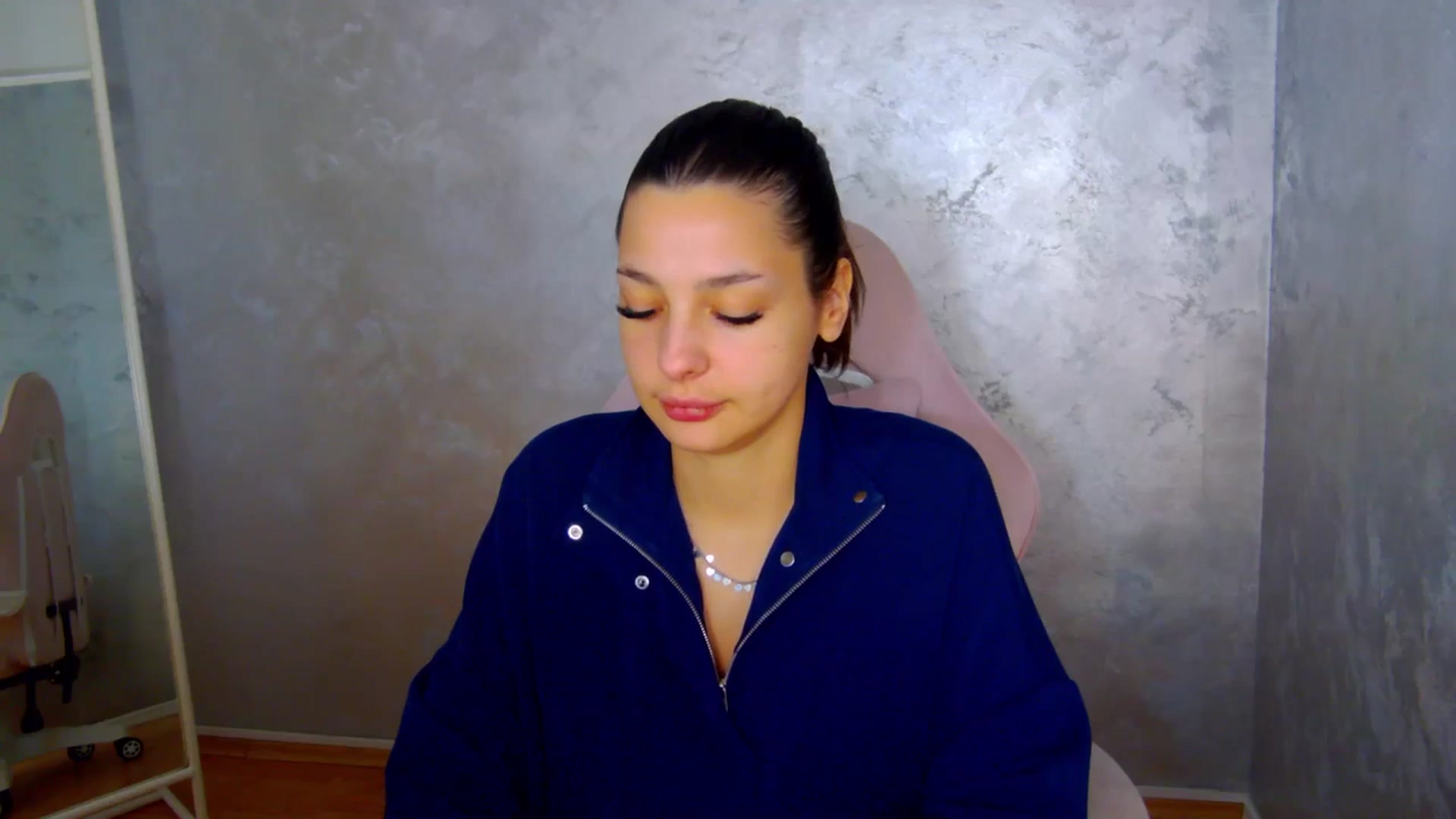 Gallery image thumbnail from WonderWomann's myfreecams stream on, 02/04/2026, 16:04 image 14 of 20