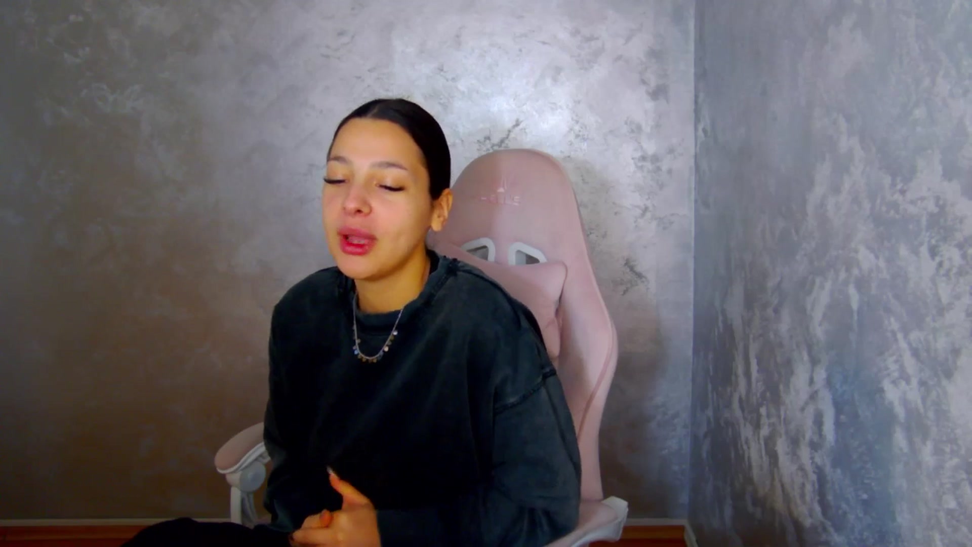 Gallery image thumbnail from WonderWomann's myfreecams stream on, 02/05/2026, 14:38 image 8 of 20