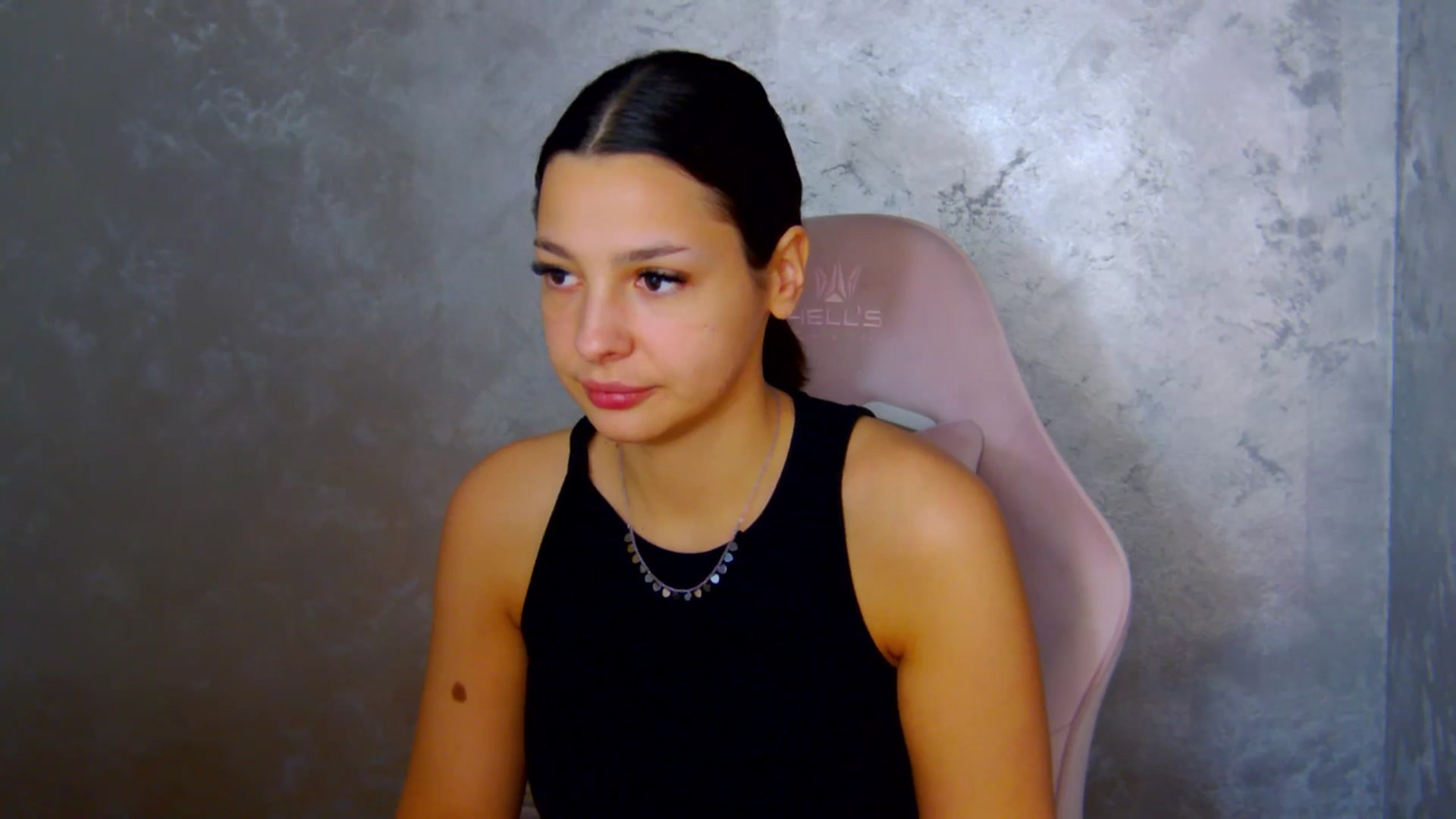 Gallery image thumbnail from WonderWomann's myfreecams stream on, 02/05/2026, 15:21 image 13 of 20