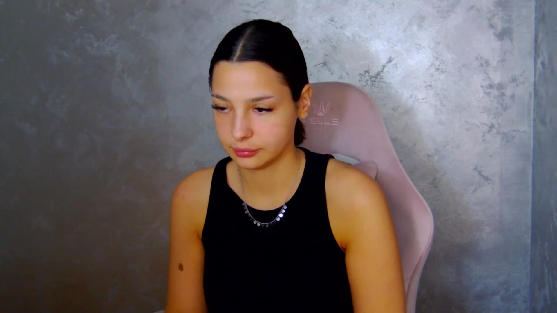 Gallery image thumbnail from WonderWomann's myfreecams stream on, 02/05/2026, 15:21 image 15 of 20