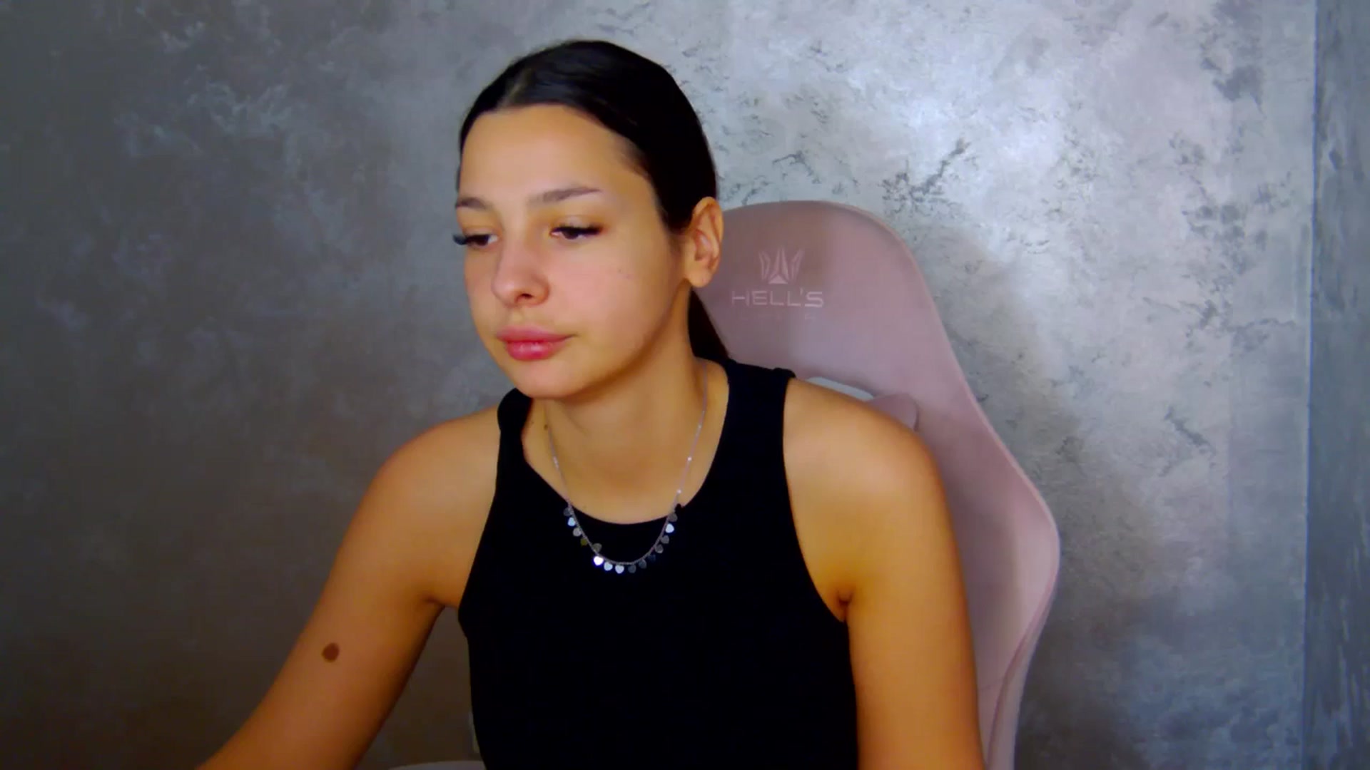 Gallery image thumbnail from WonderWomann's myfreecams stream on, 02/05/2026, 15:21 image 6 of 20