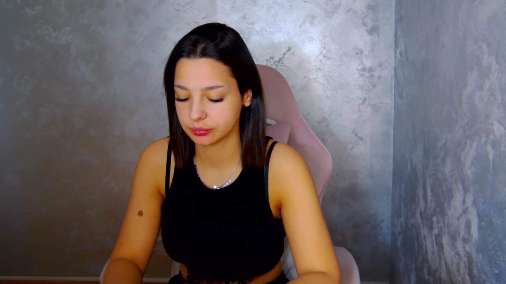 Gallery image thumbnail from WonderWomann's myfreecams stream on, 02/06/2026, 14:31 image 8 of 20
