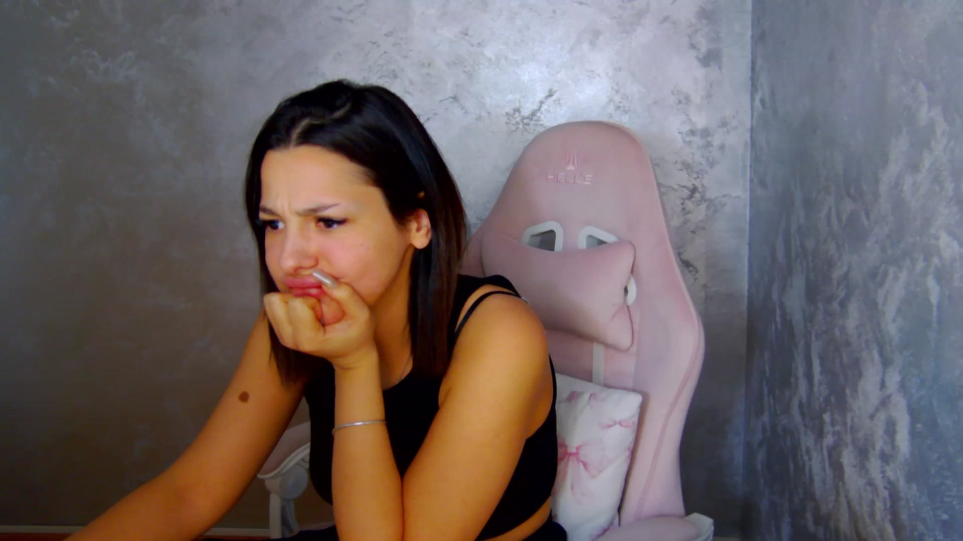 Gallery image thumbnail from WonderWomann's myfreecams stream on, 02/06/2026, 14:31 image 16 of 20
