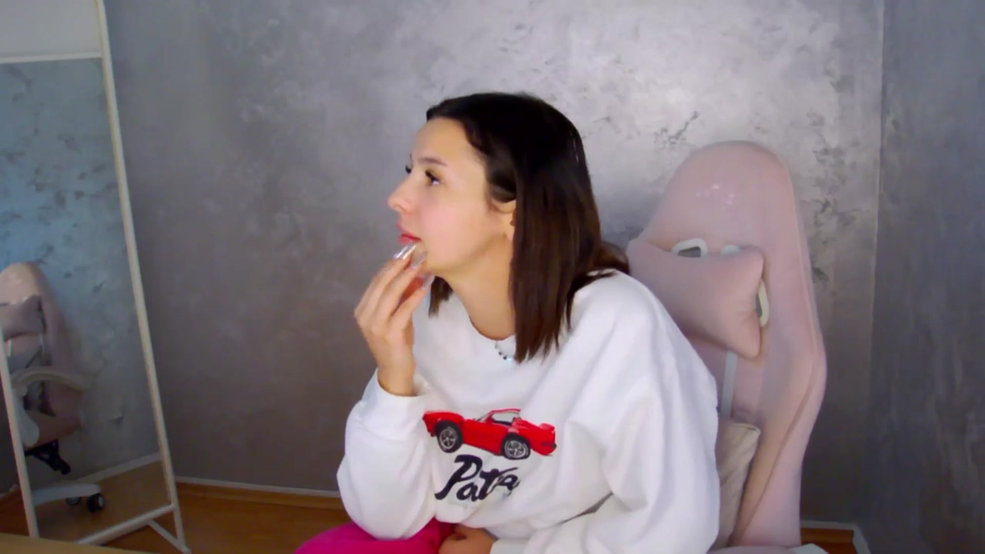 Gallery image thumbnail from WonderWomann's myfreecams stream on, 02/11/2026, 16:26 image 15 of 20