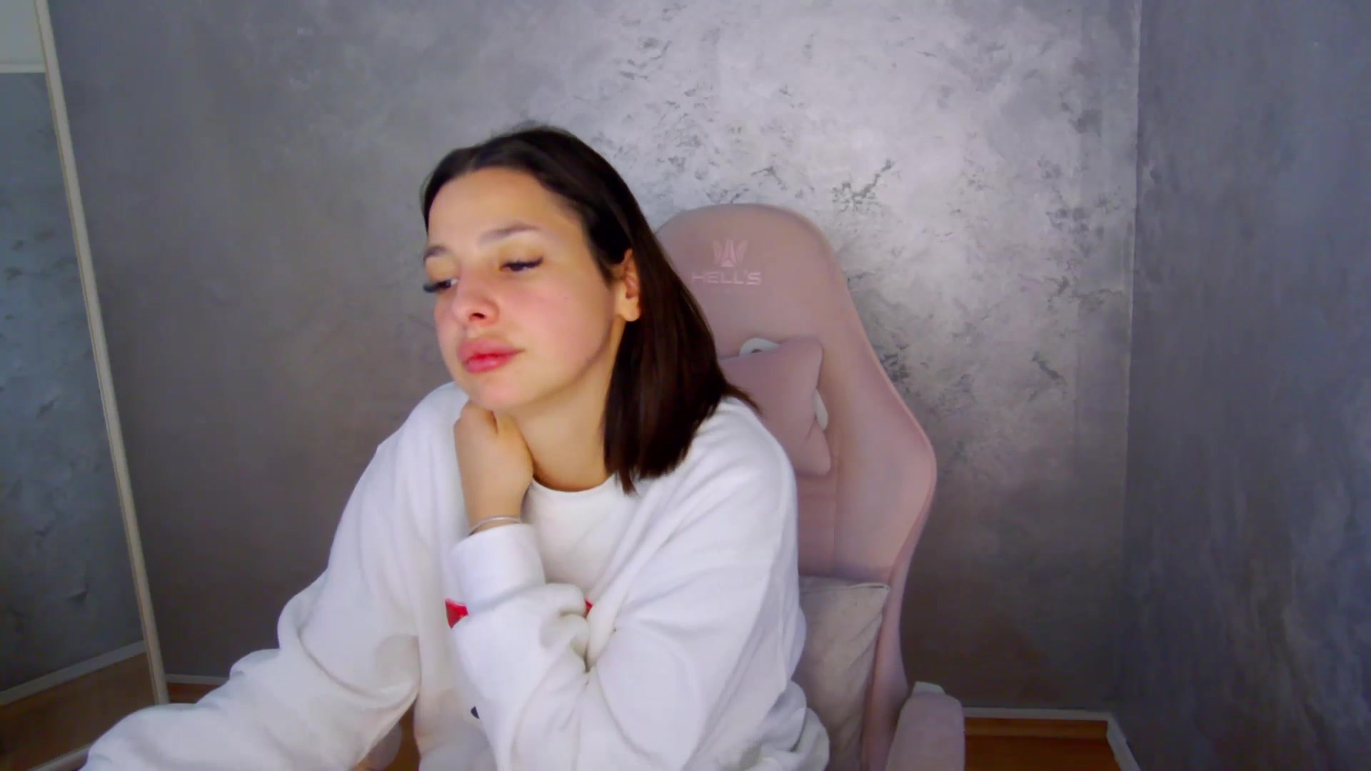 Gallery image thumbnail from WonderWomann's myfreecams stream on, 02/11/2026, 19:56 image 20 of 20