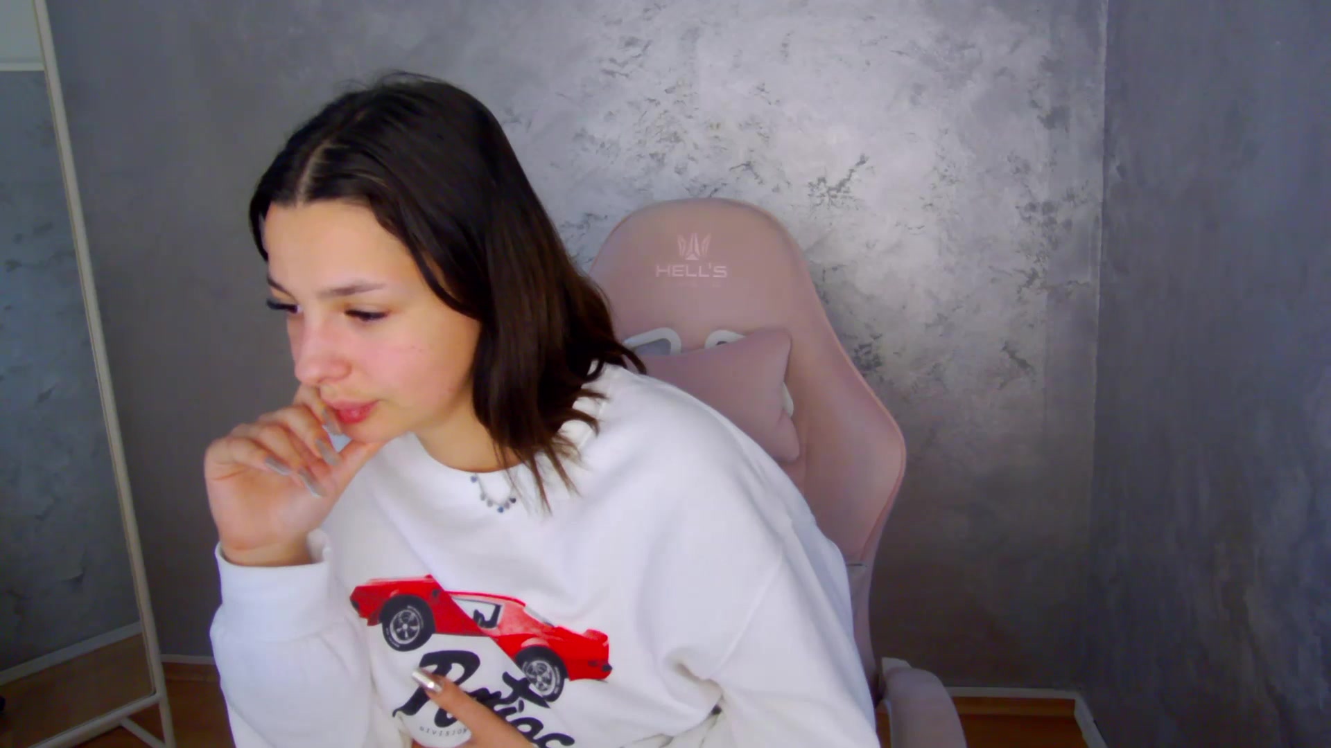 Gallery image thumbnail from WonderWomann's myfreecams stream on, 02/11/2026, 19:56 image 18 of 20