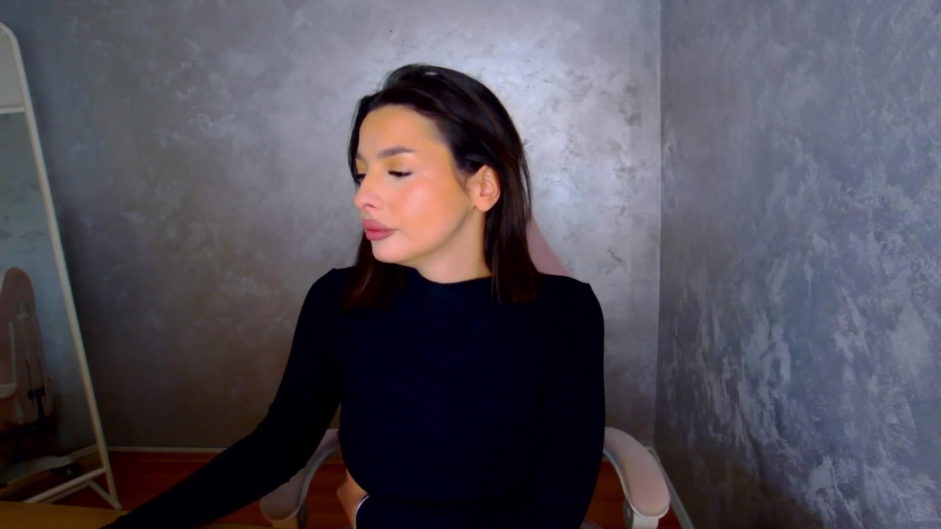 Gallery image thumbnail from WonderWomann's myfreecams stream on, 02/12/2026, 15:57 image 11 of 20
